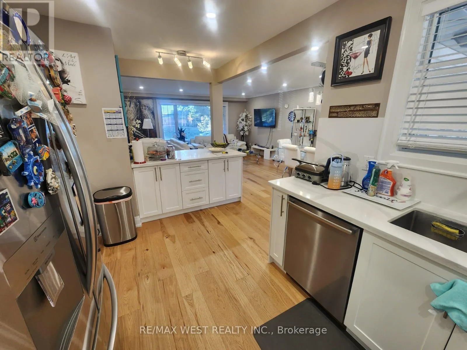 MAIN FLOOR - 44 LANDRON CRESCENT