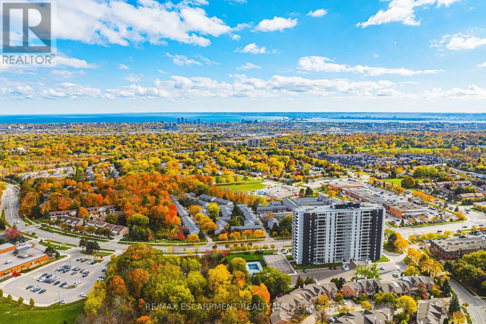 1206 - 2055 UPPER MIDDLE ROAD