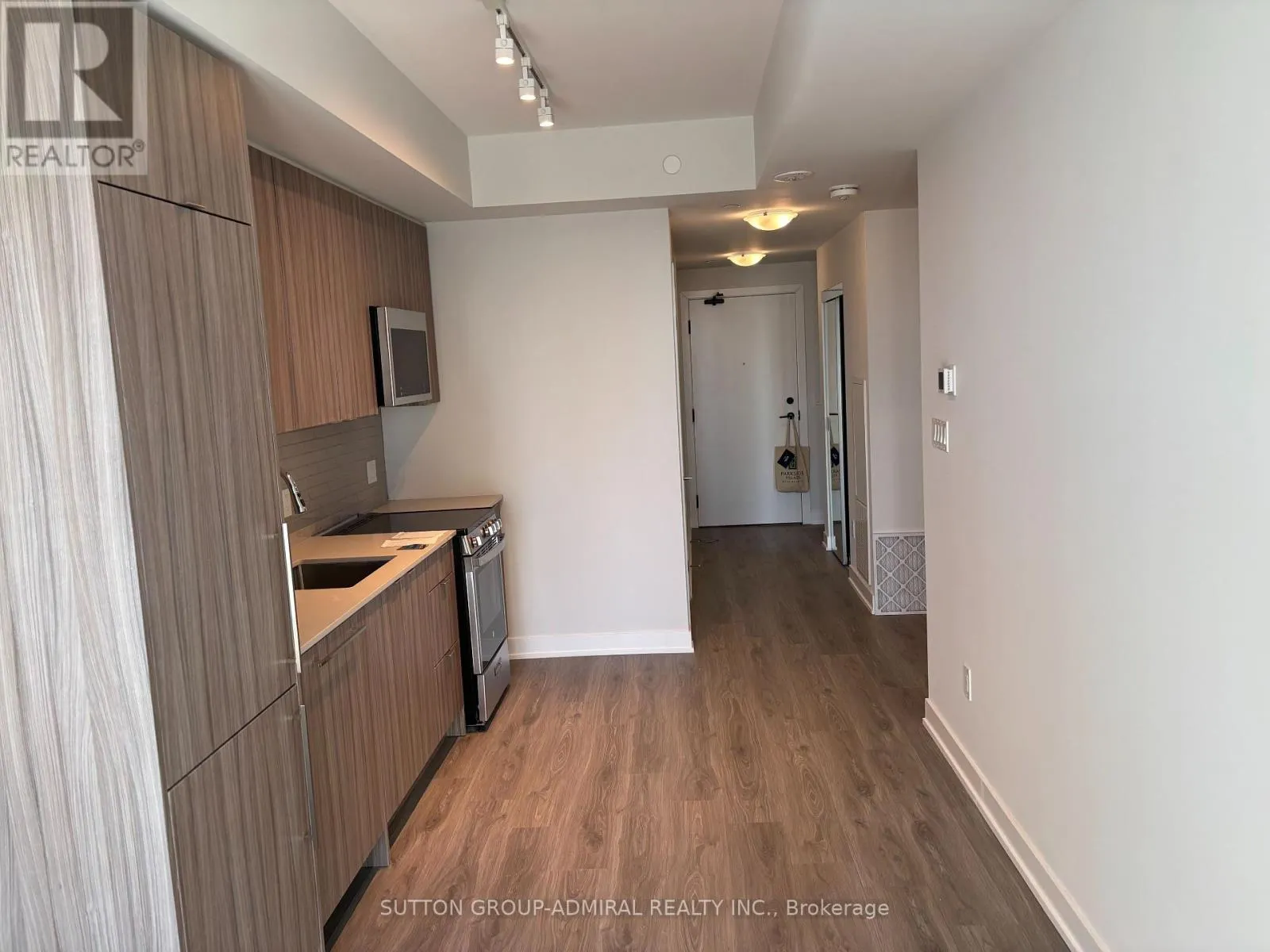 1808 - 4130 PARKSIDE VILLAGE DRIVE