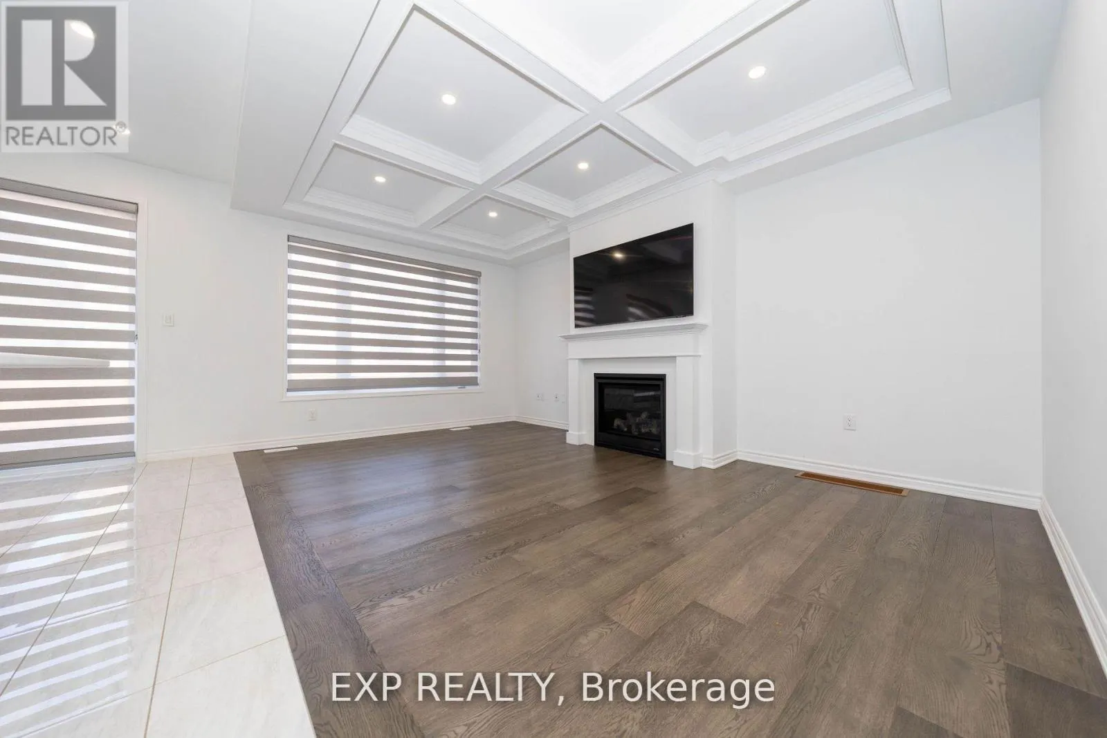 558 KENNEDY CIRCLE W