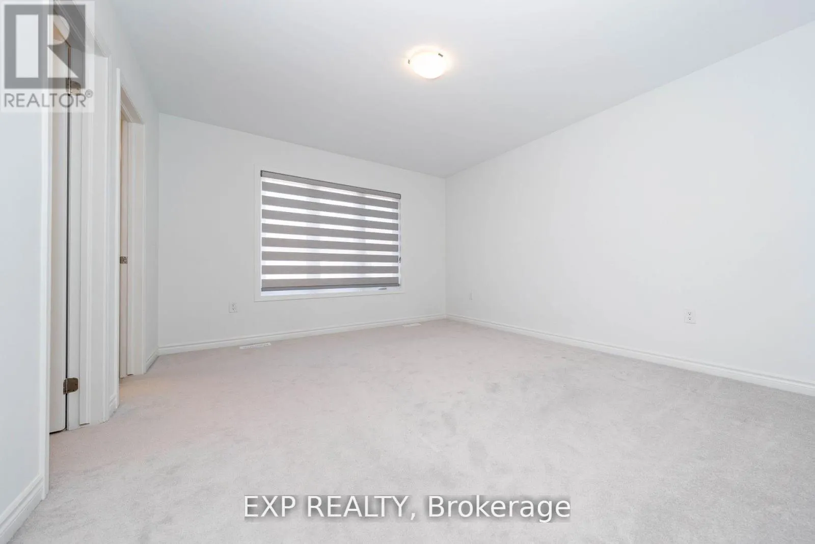 558 KENNEDY CIRCLE W