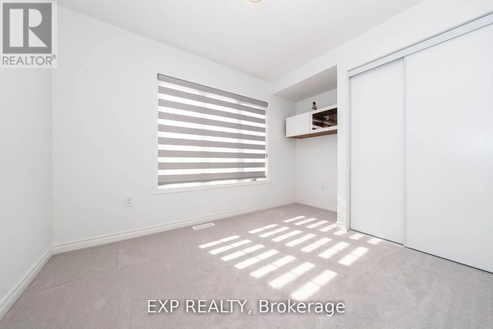 558 KENNEDY CIRCLE W