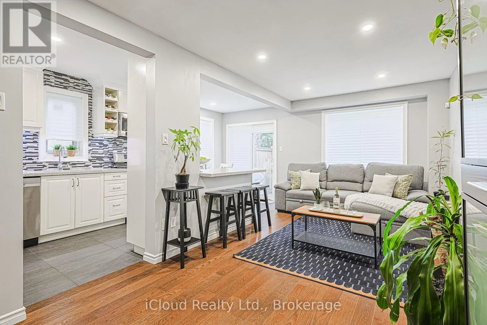 30 - 5958 GREENSBORO DRIVE