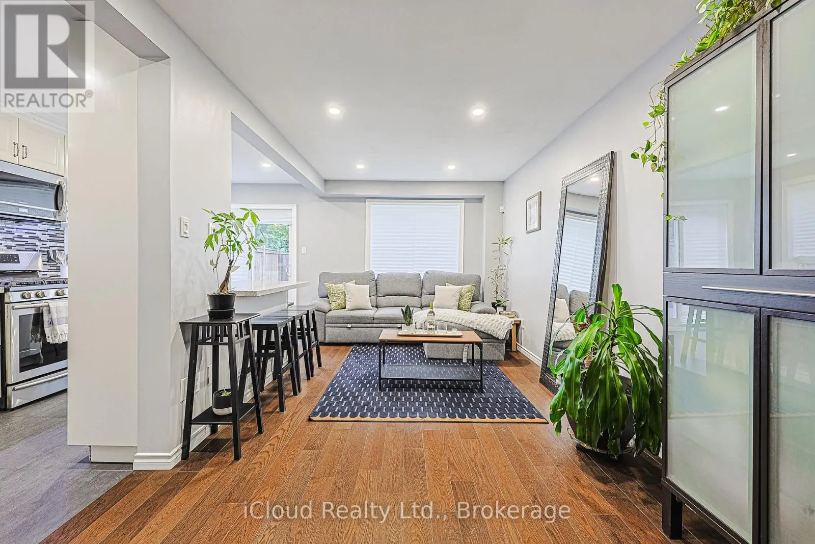 30 - 5958 GREENSBORO DRIVE