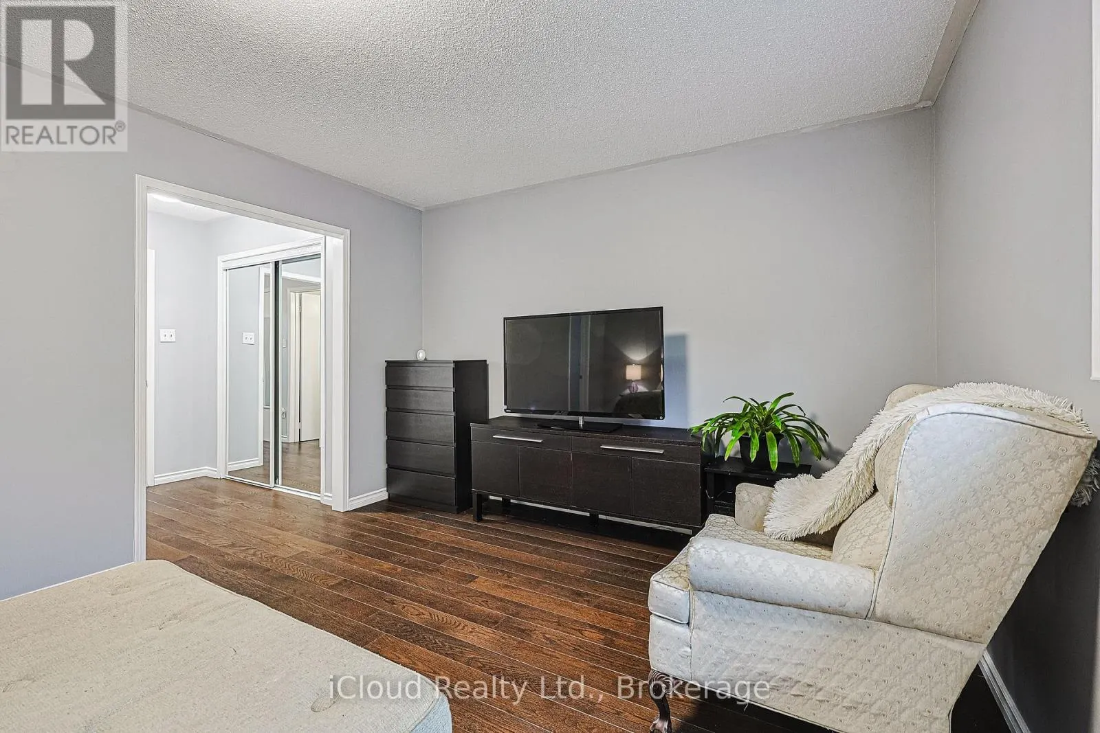 30 - 5958 GREENSBORO DRIVE