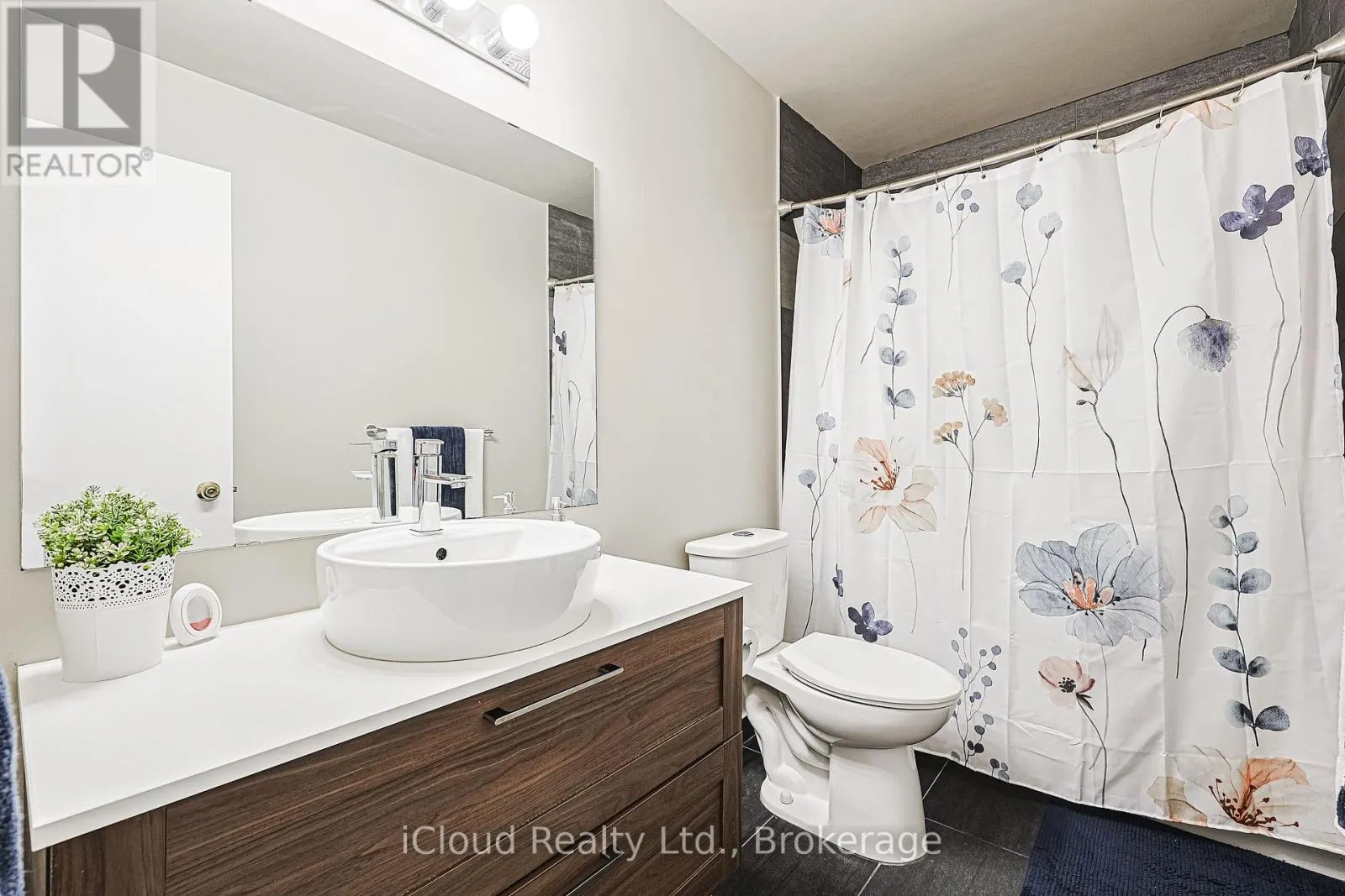 30 - 5958 GREENSBORO DRIVE