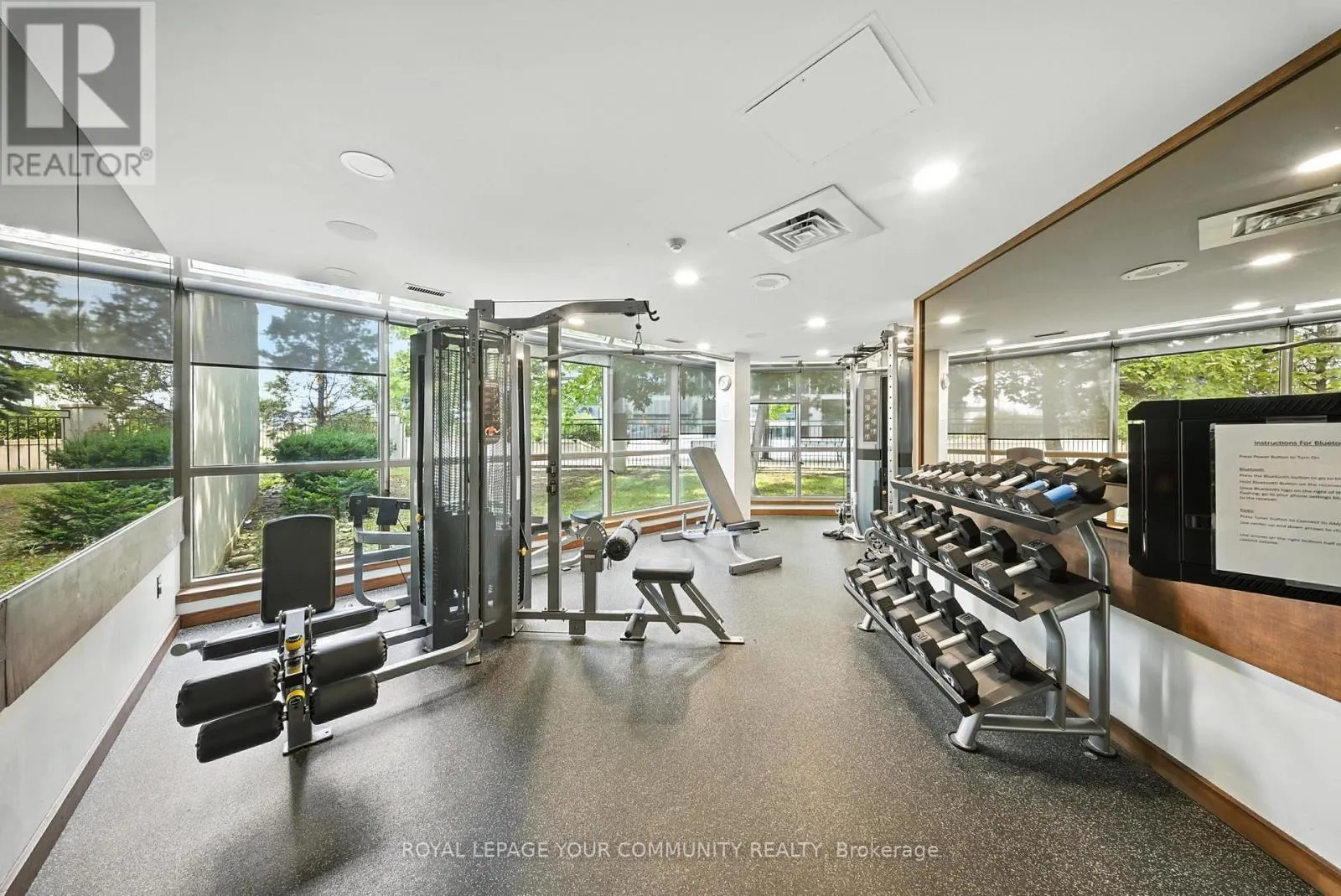 1404 - 330 RATHBURN ROAD W