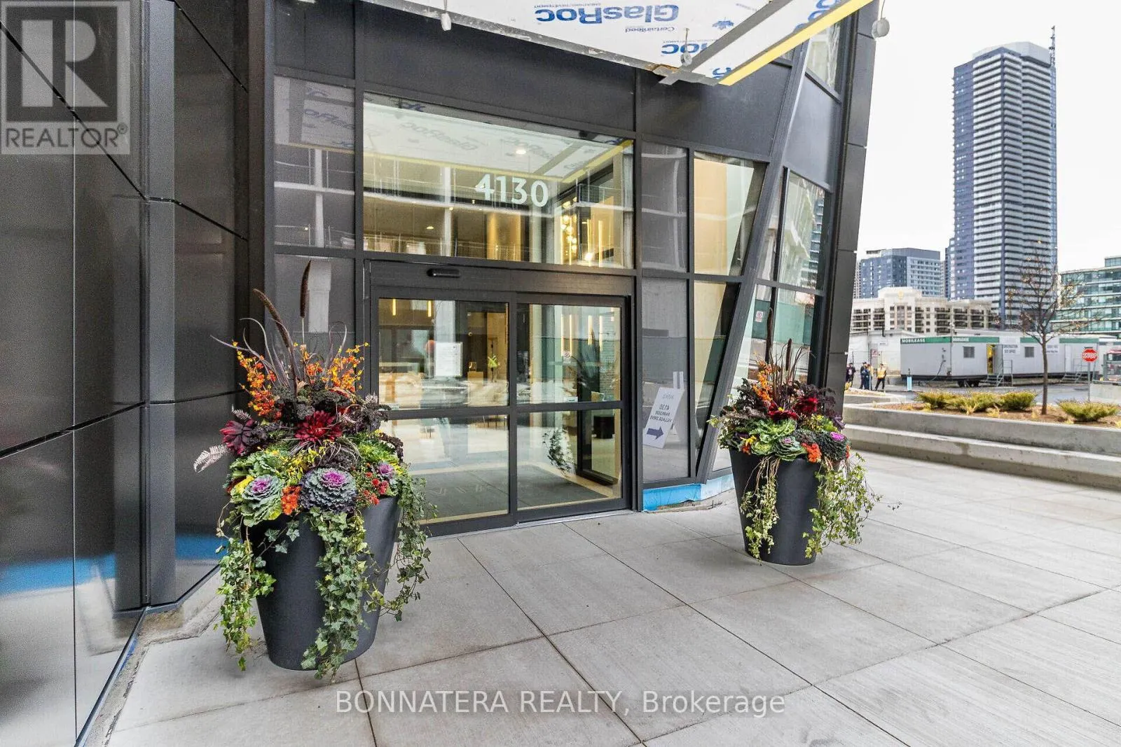 3302 - 4130 PARKSIDE VILLAGE DRIVE