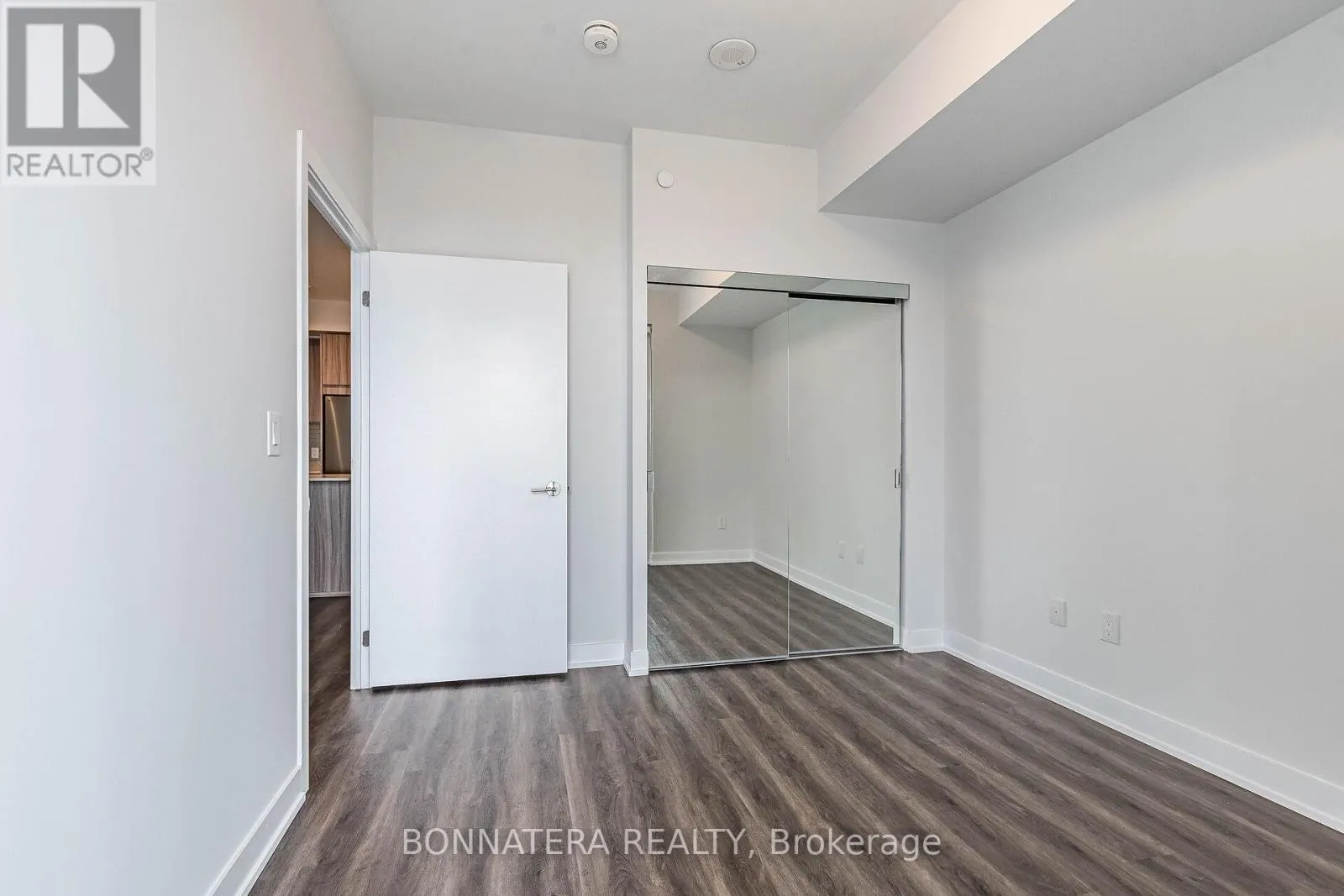 3302 - 4130 PARKSIDE VILLAGE DRIVE