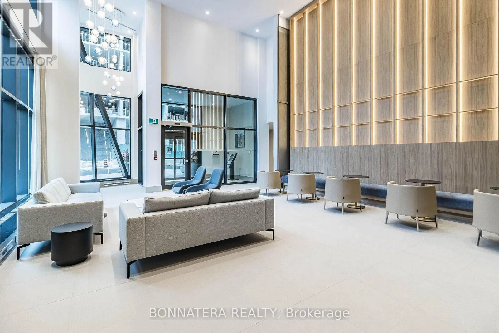 3302 - 4130 PARKSIDE VILLAGE DRIVE