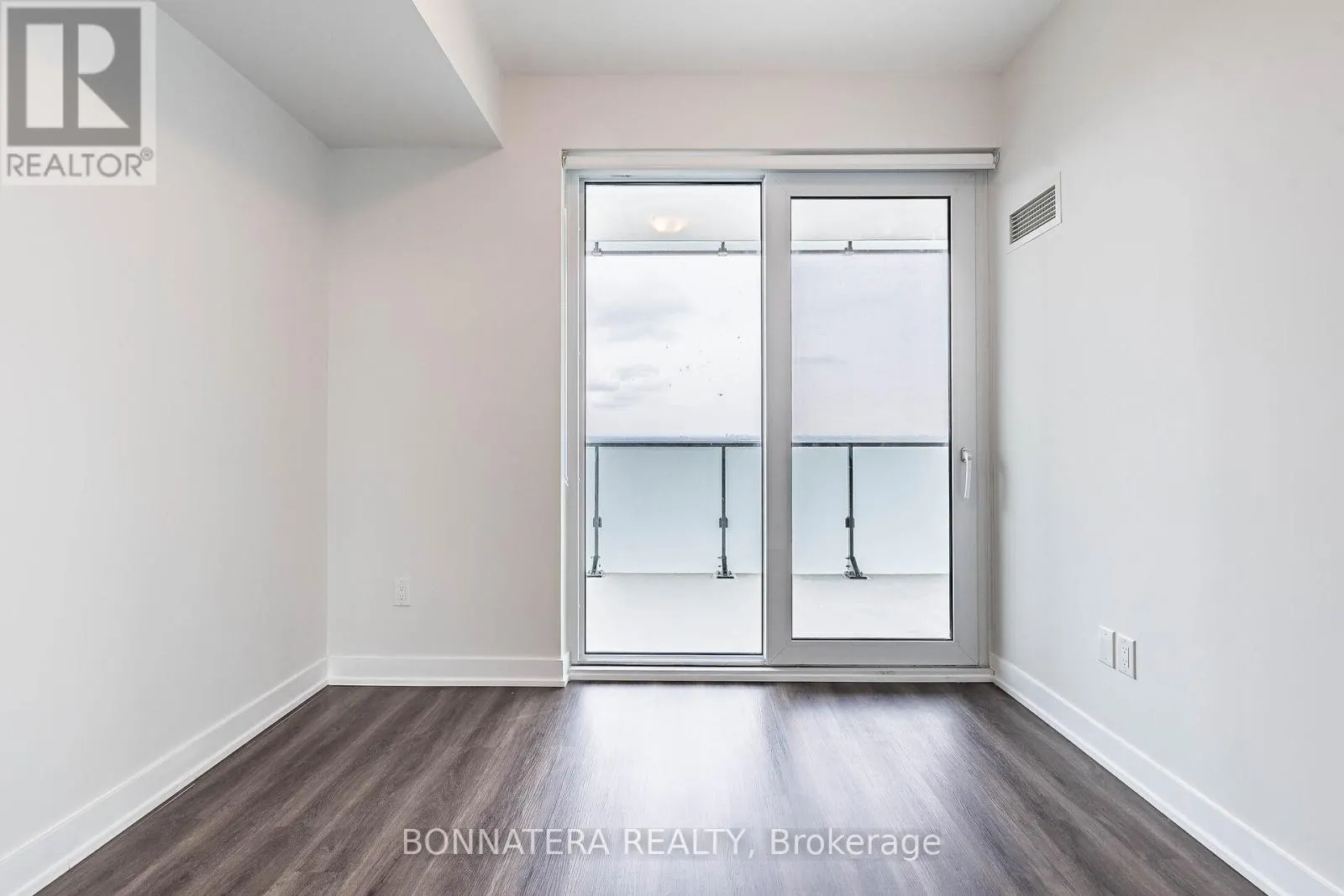 3302 - 4130 PARKSIDE VILLAGE DRIVE