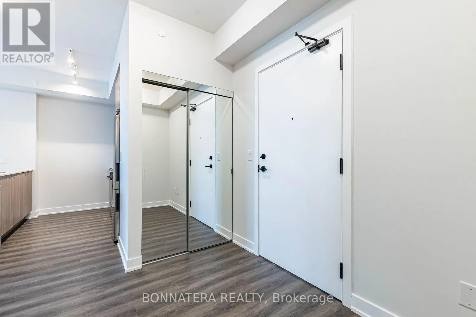 3302 - 4130 PARKSIDE VILLAGE DRIVE