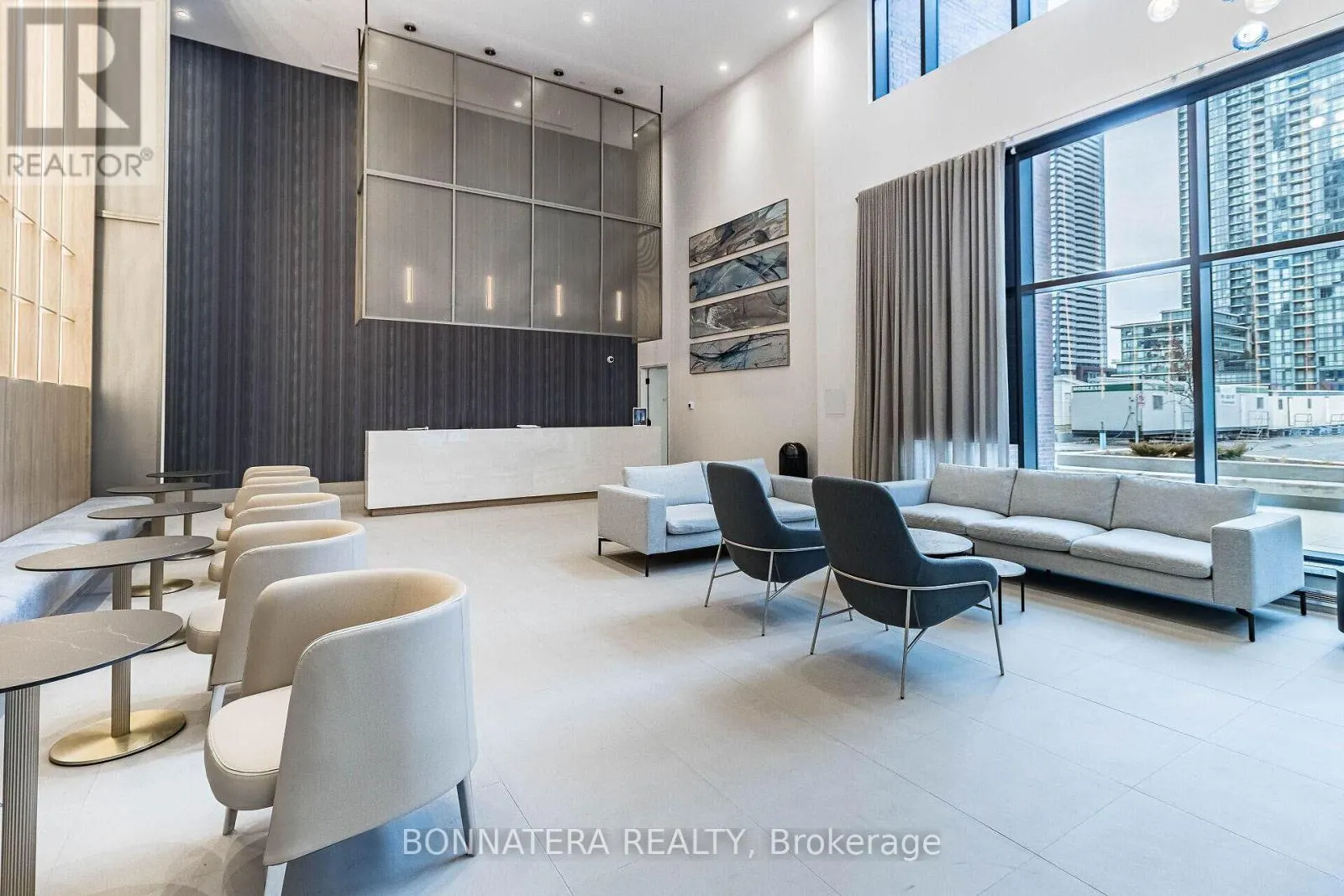 3302 - 4130 PARKSIDE VILLAGE DRIVE