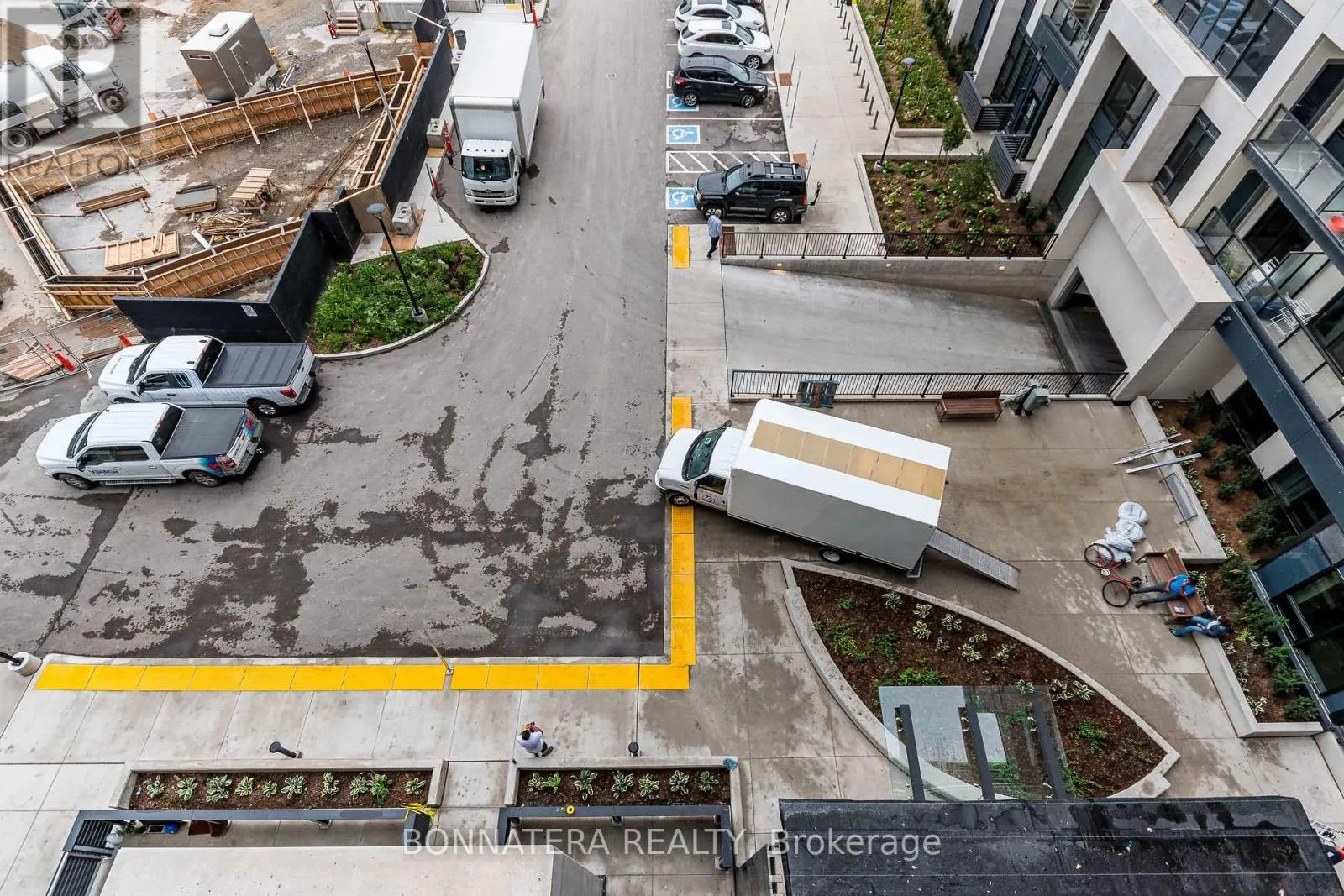 626 - 3200 WILLIAM COLTSON AVENUE