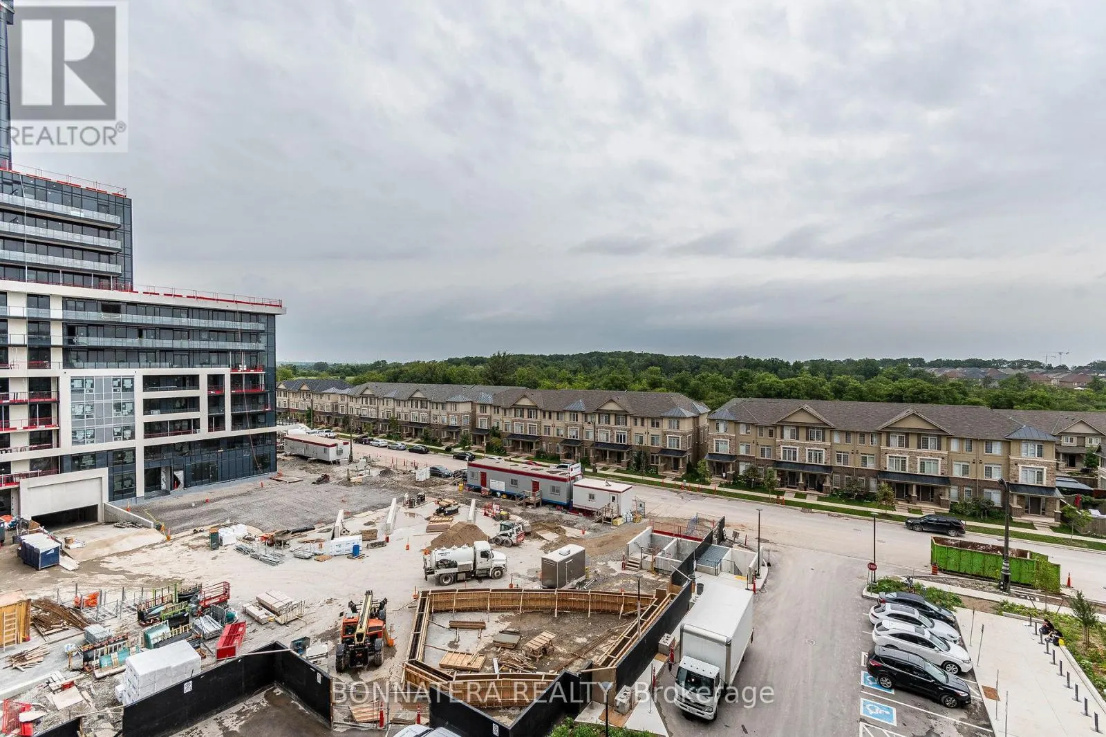 626 - 3200 WILLIAM COLTSON AVENUE