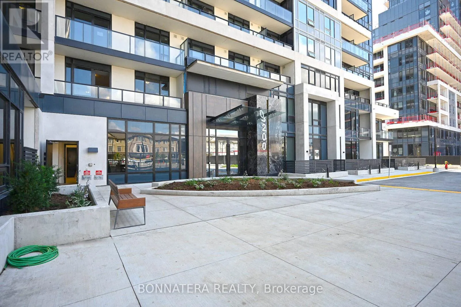 626 - 3200 WILLIAM COLTSON AVENUE