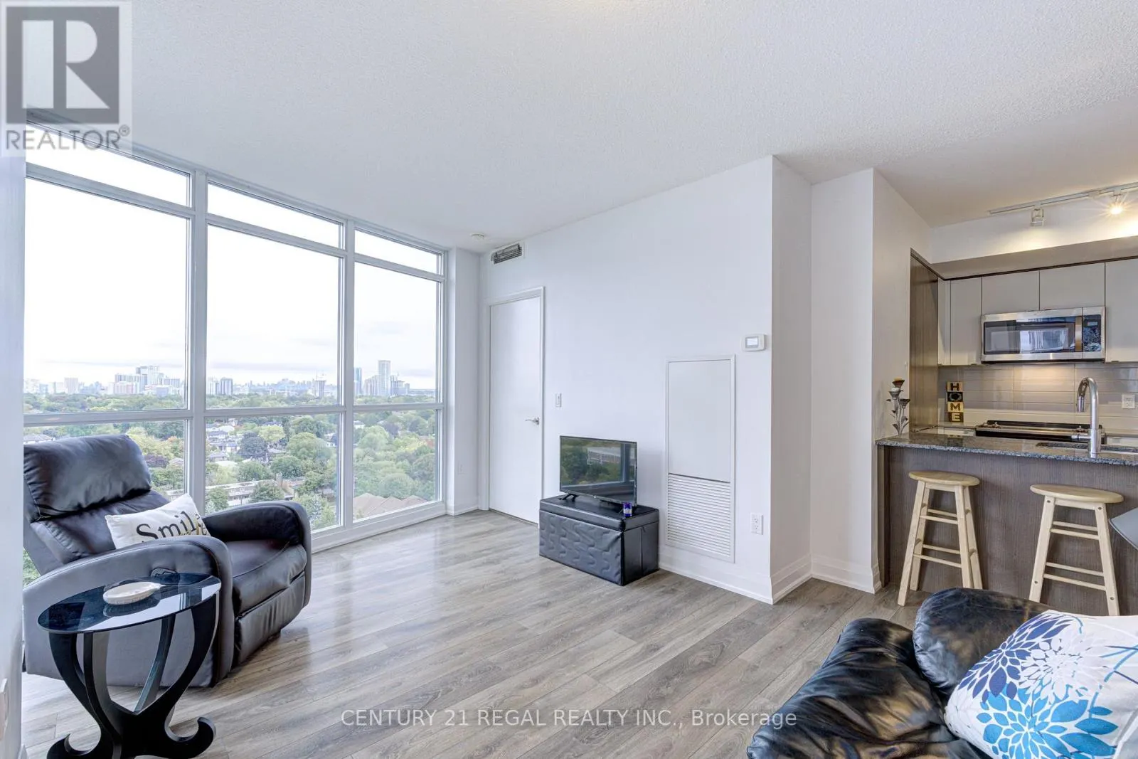 1410 - 9 VALHALLA INN ROAD