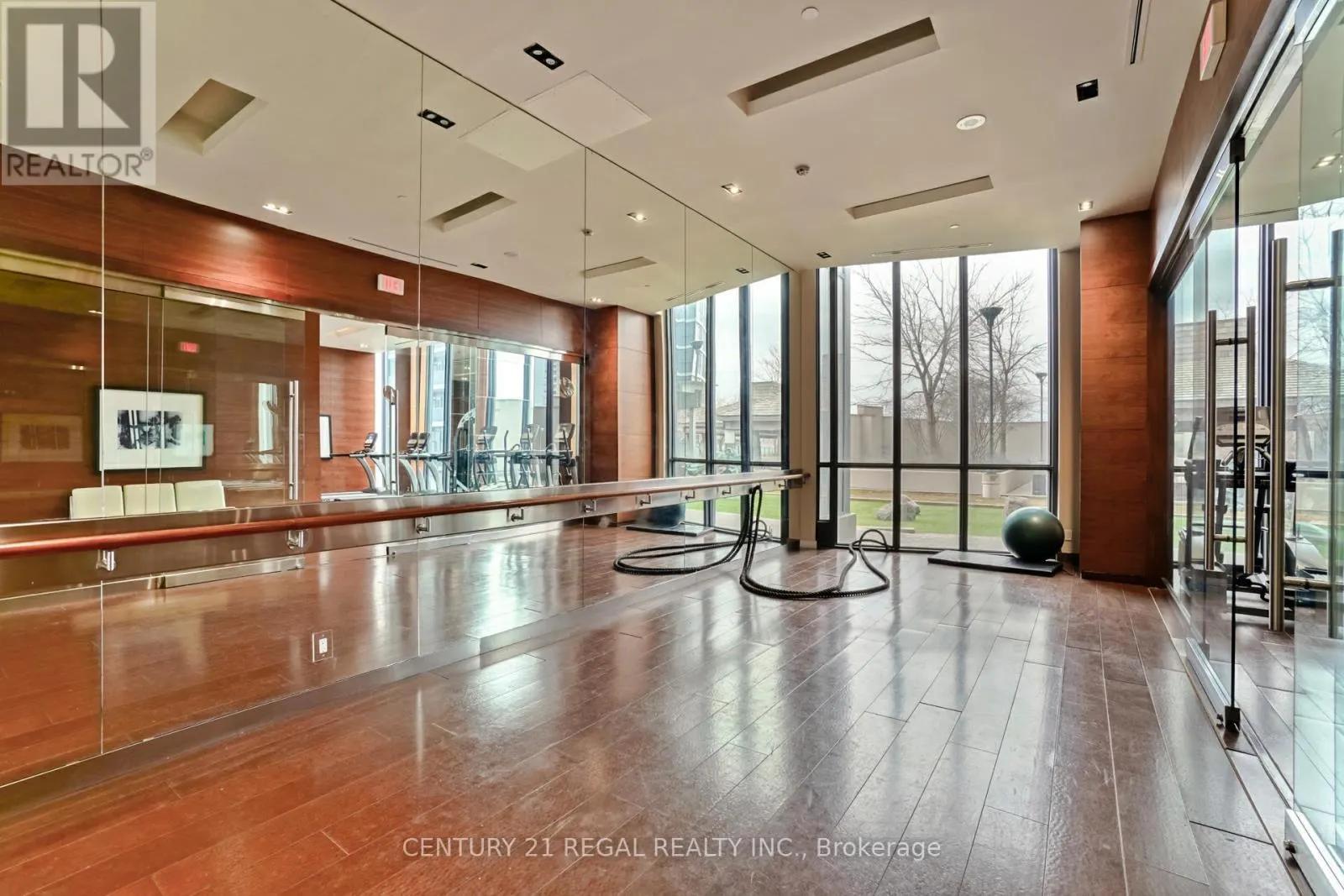 1410 - 9 VALHALLA INN ROAD