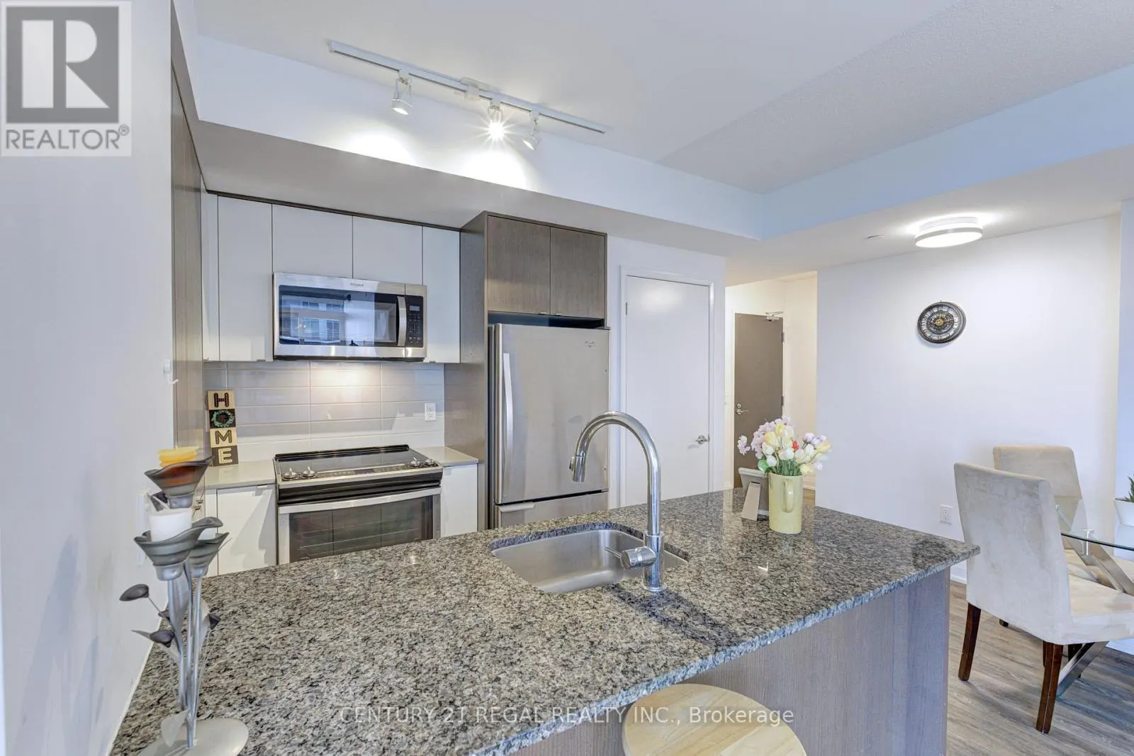 1410 - 9 VALHALLA INN ROAD