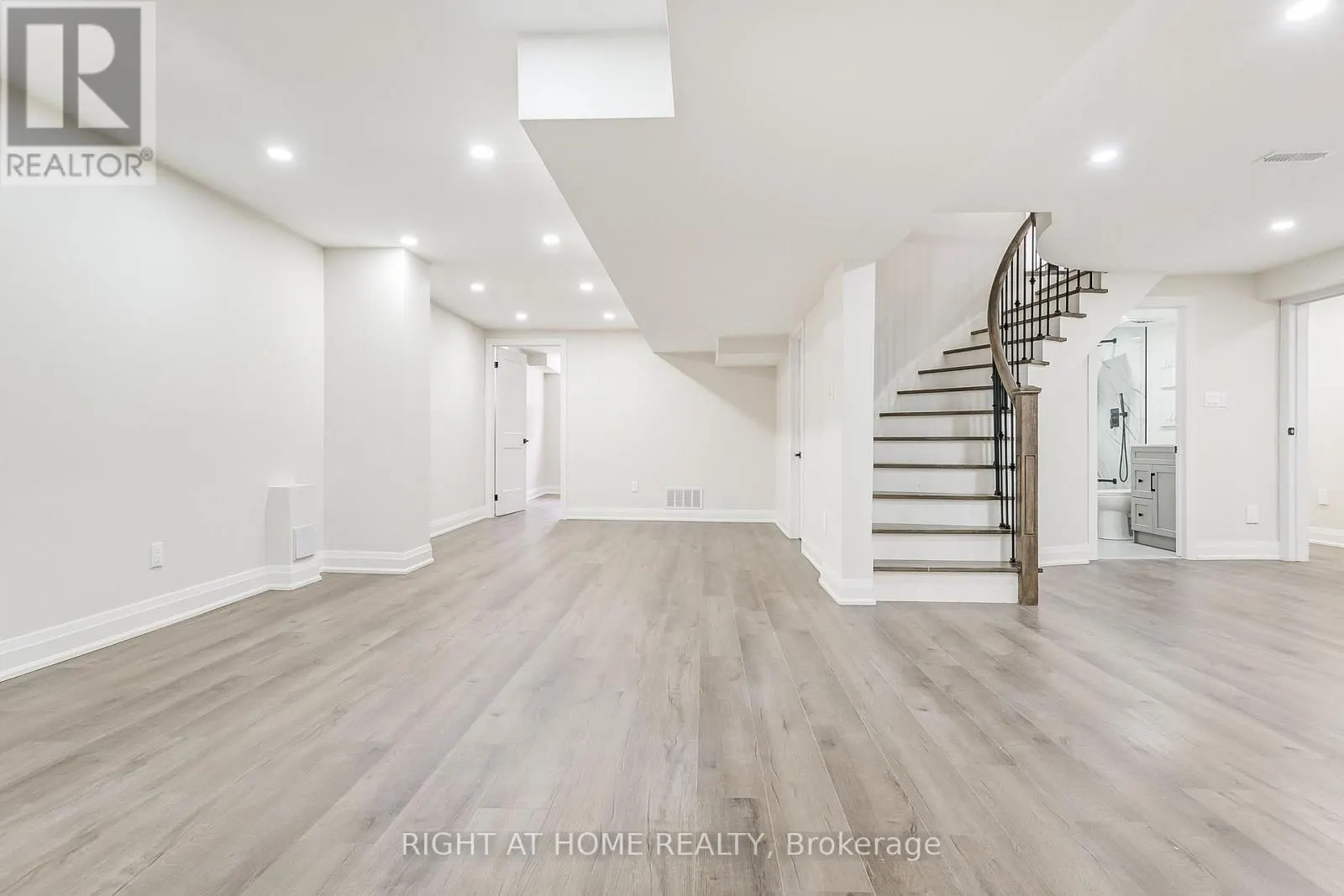 1308 FIELDCREST LANE