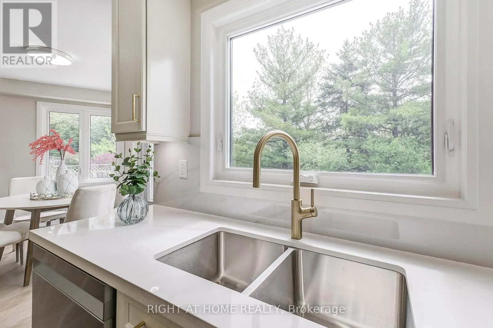 1308 FIELDCREST LANE