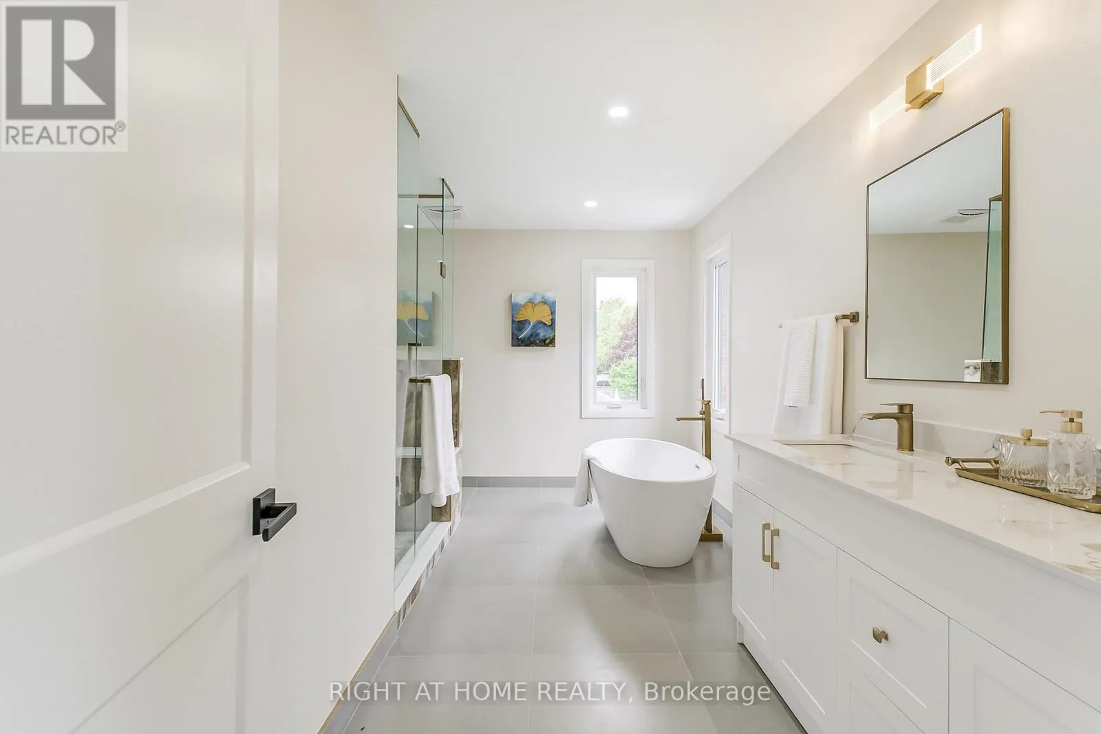 1308 FIELDCREST LANE