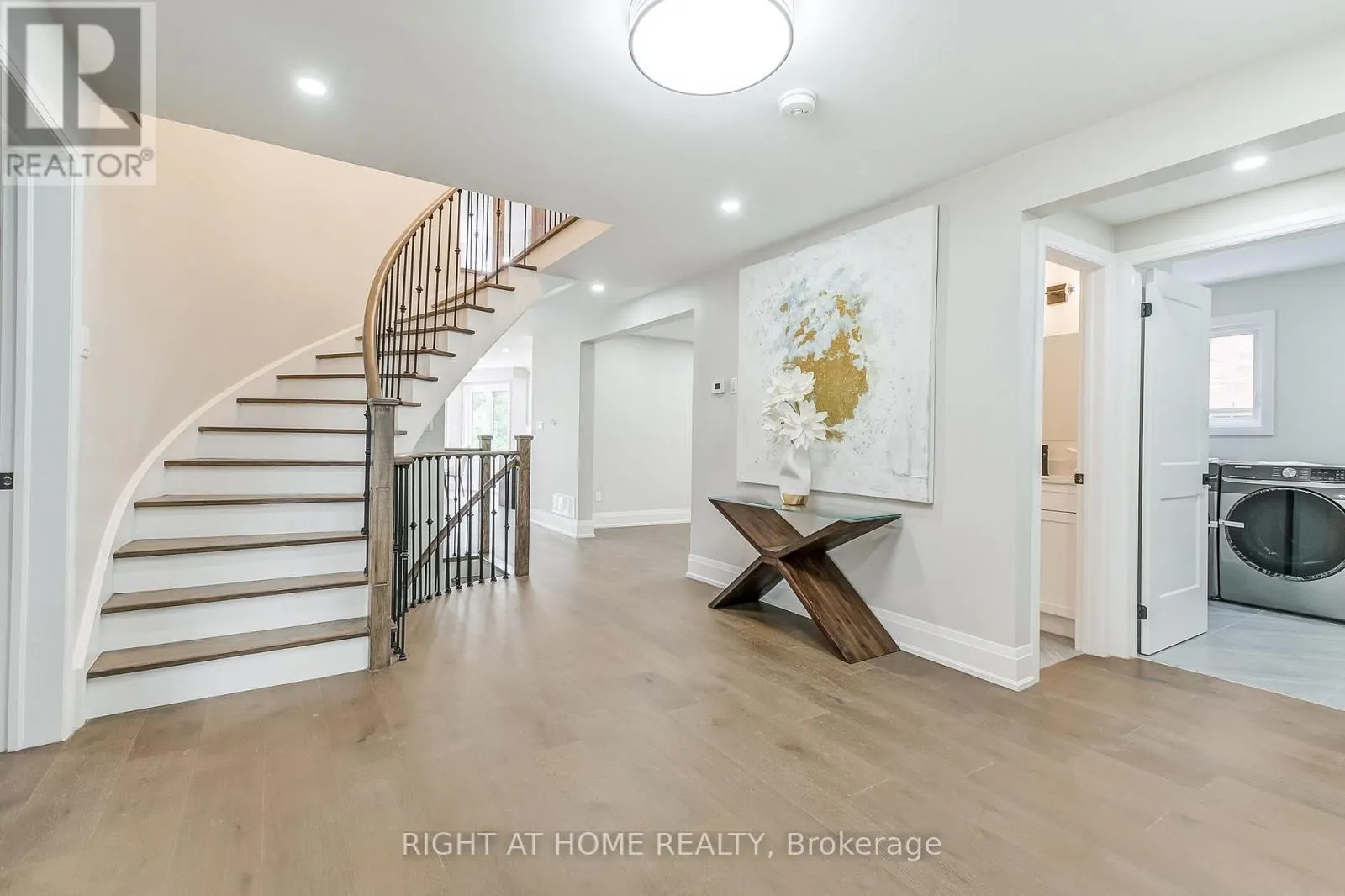 1308 FIELDCREST LANE