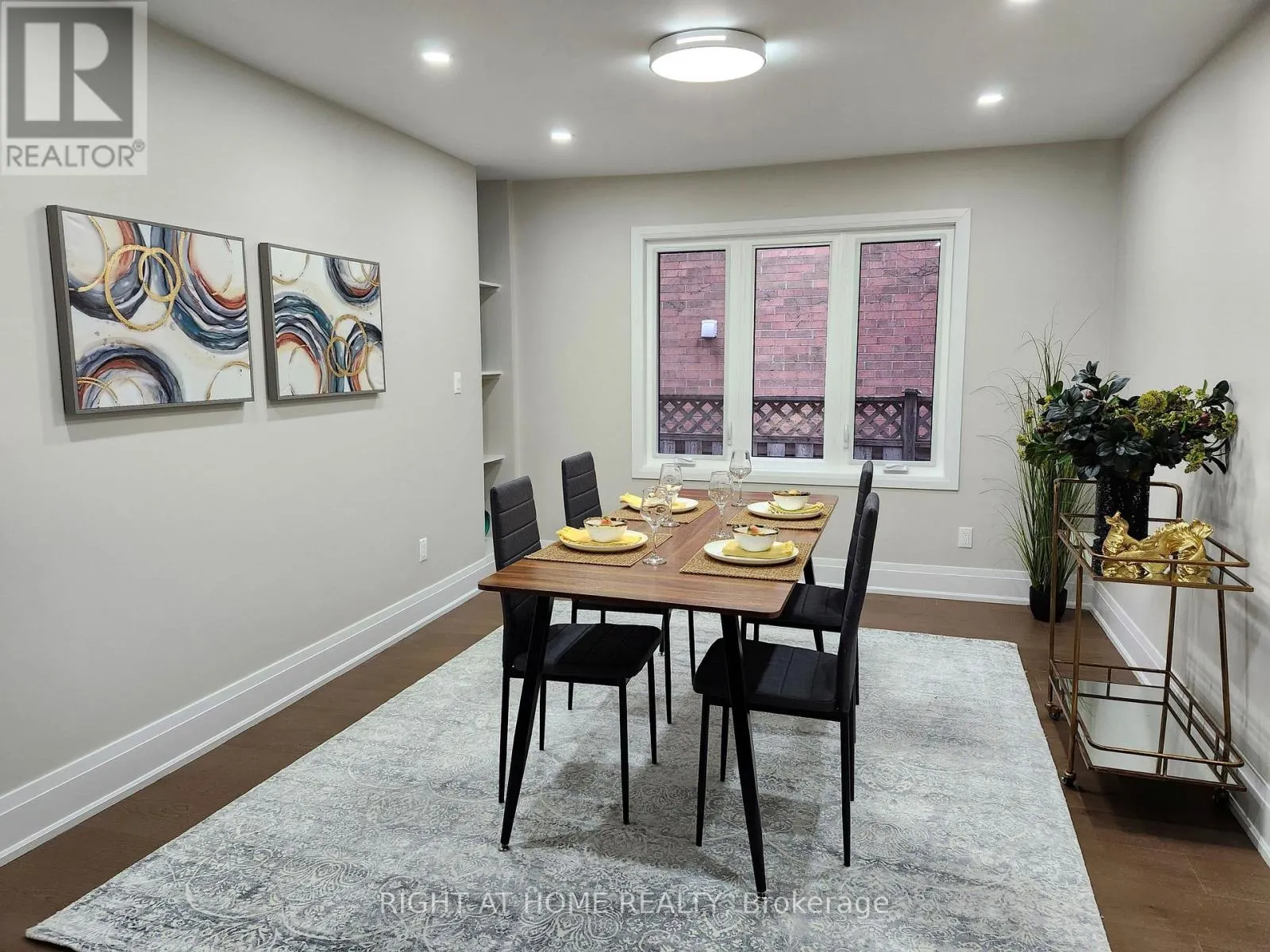 1308 FIELDCREST LANE