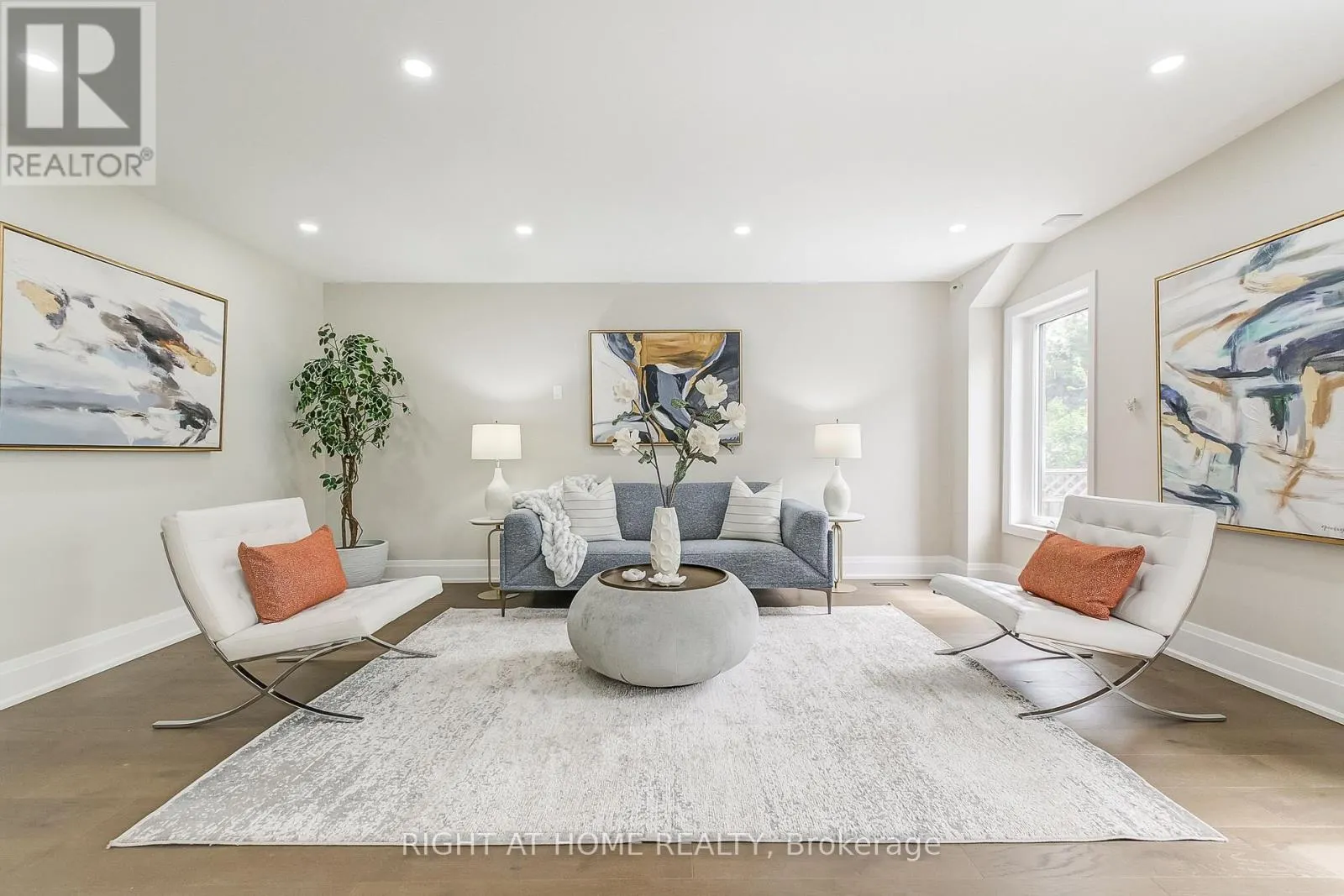 1308 FIELDCREST LANE