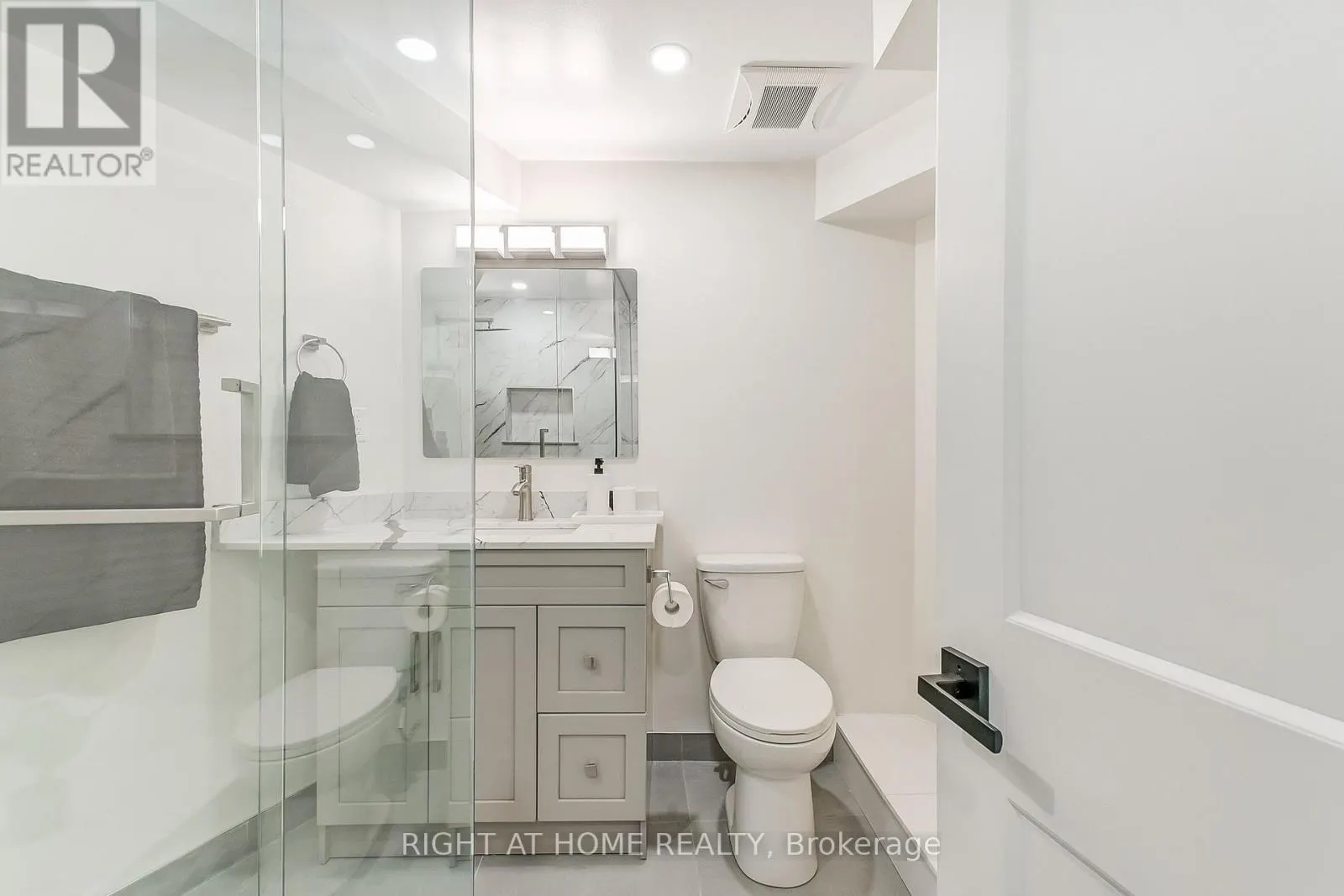 1308 FIELDCREST LANE