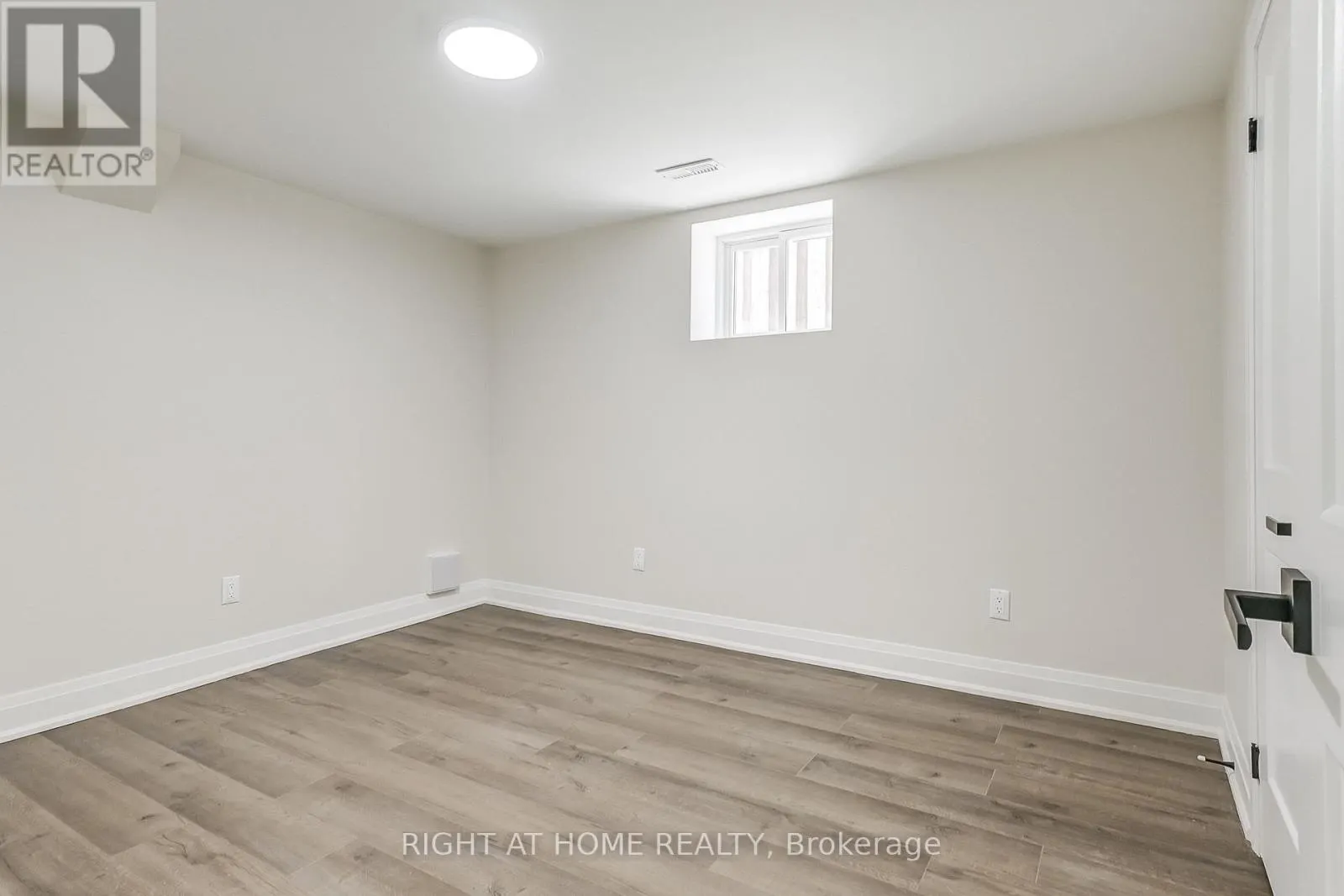 1308 FIELDCREST LANE