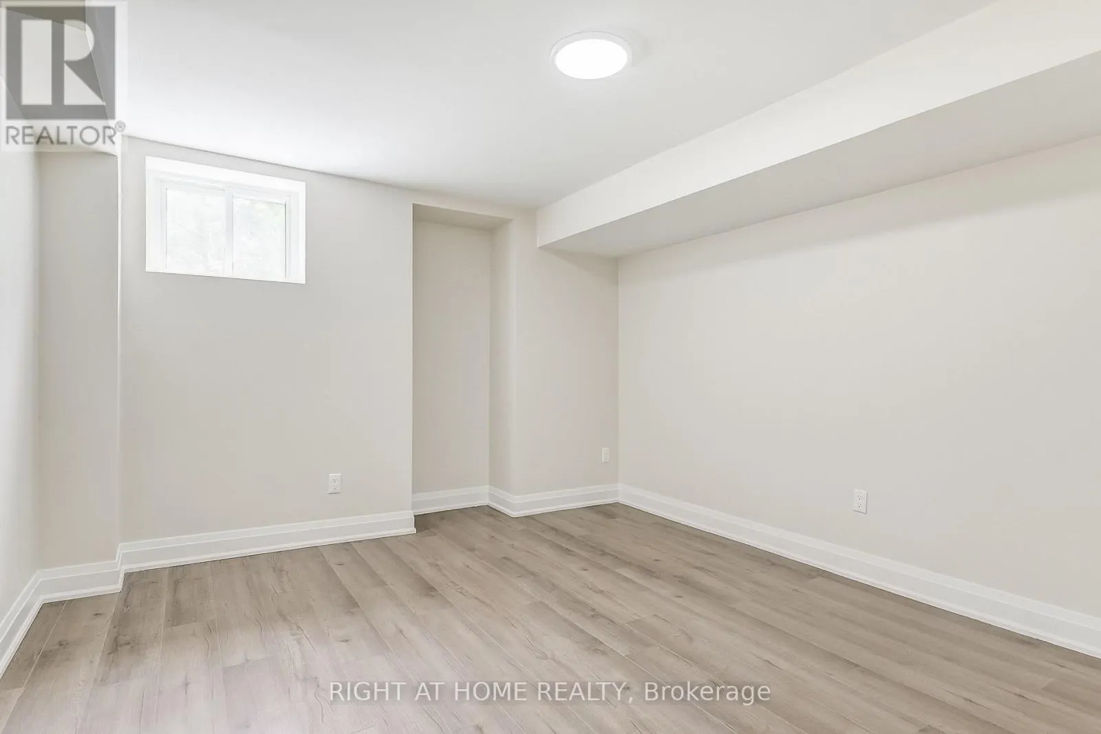 1308 FIELDCREST LANE