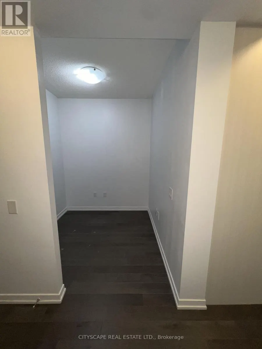 1503 - 2560 EGLINTON AVENUE