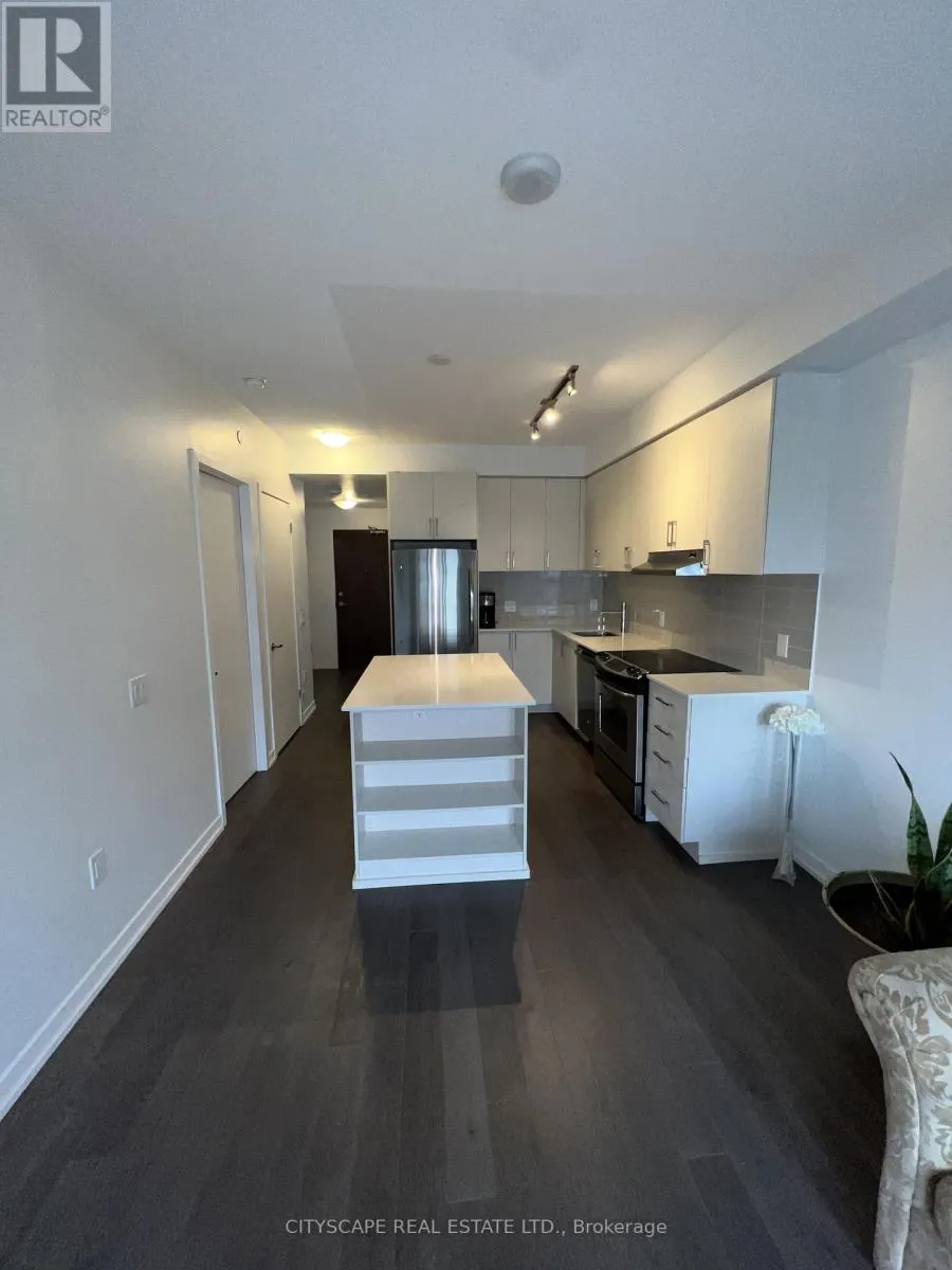 1503 - 2560 EGLINTON AVENUE