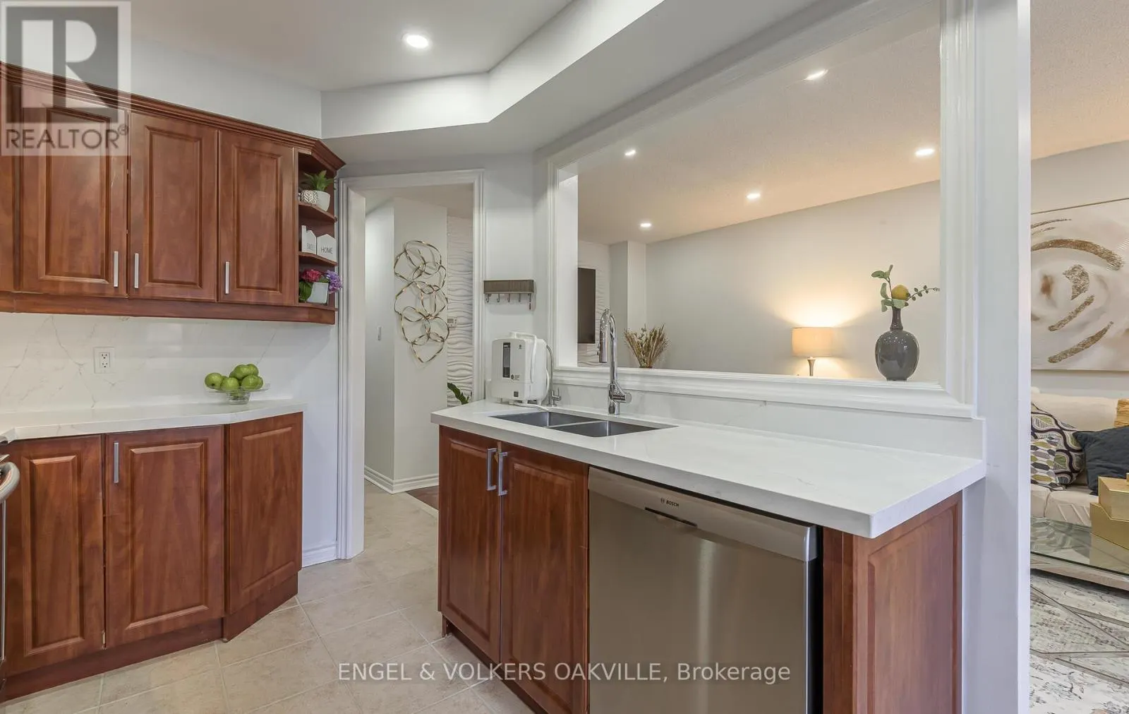 3976 FREEMAN TERRACE