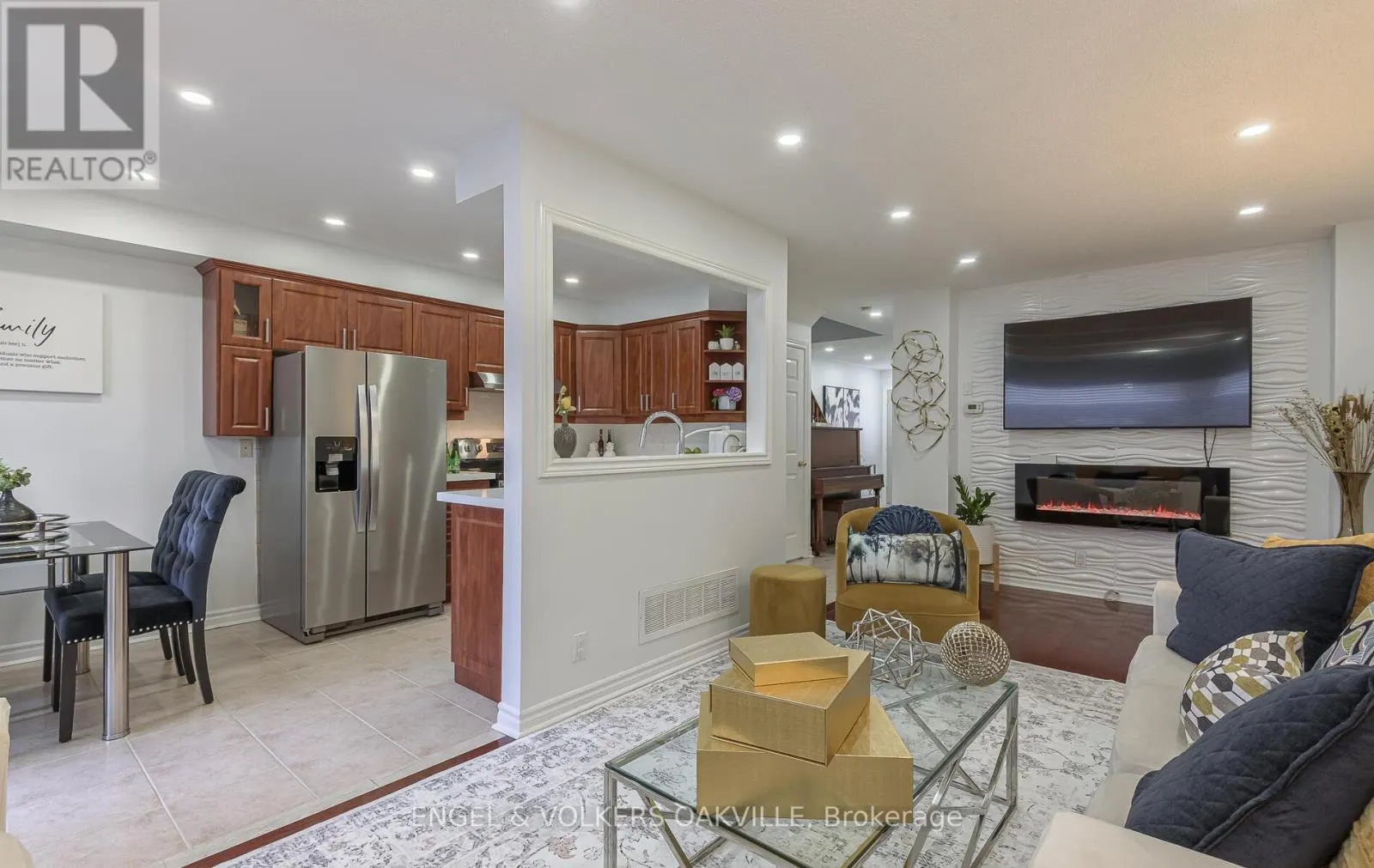 3976 FREEMAN TERRACE