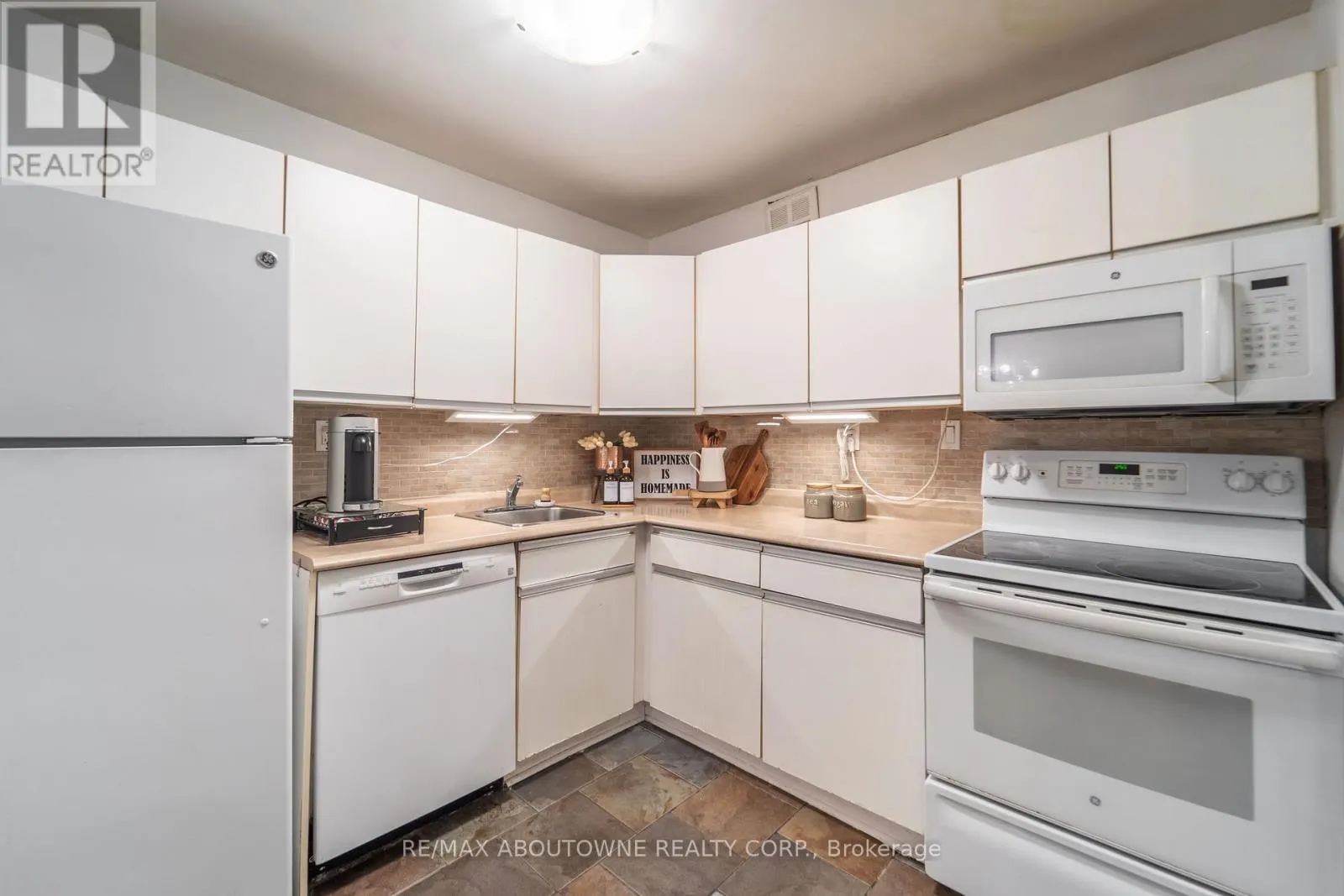 612 - 1450 GLEN ABBEY GATE