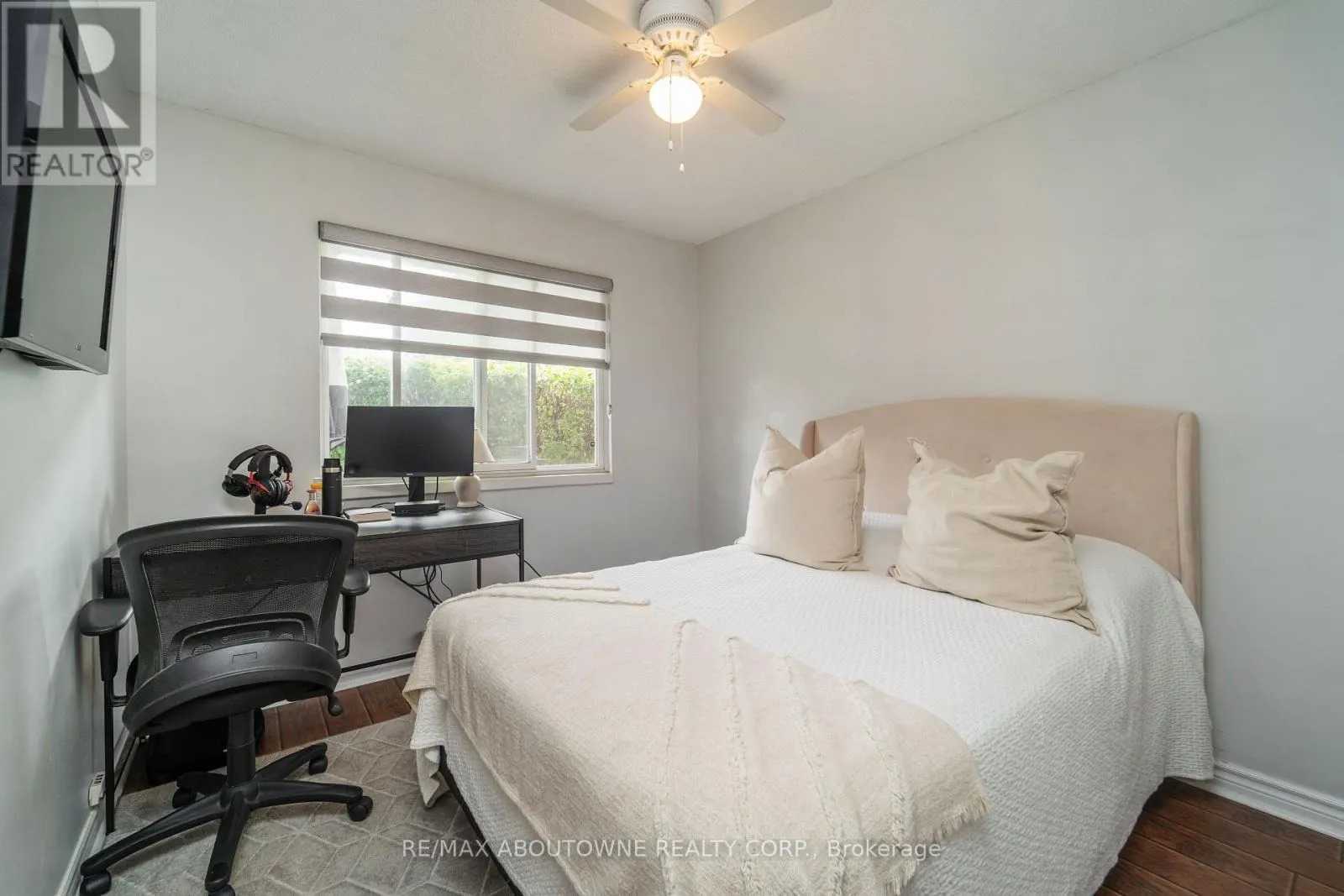 612 - 1450 GLEN ABBEY GATE