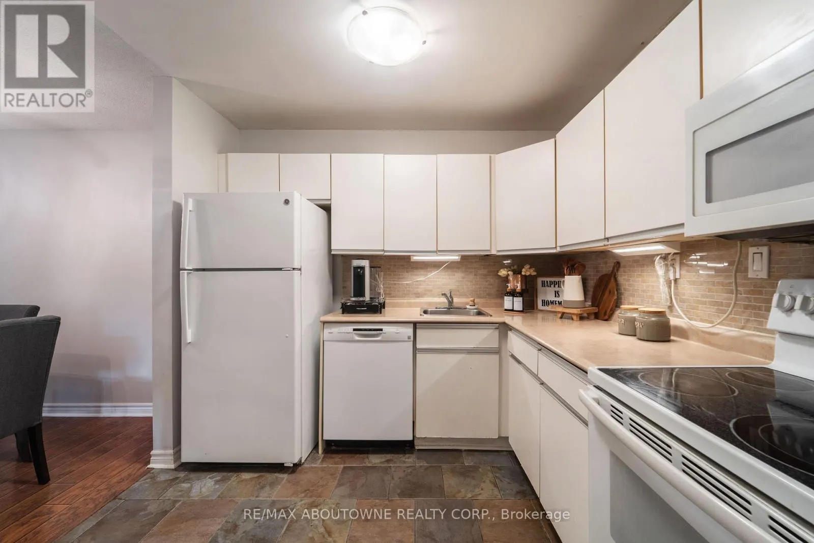 612 - 1450 GLEN ABBEY GATE