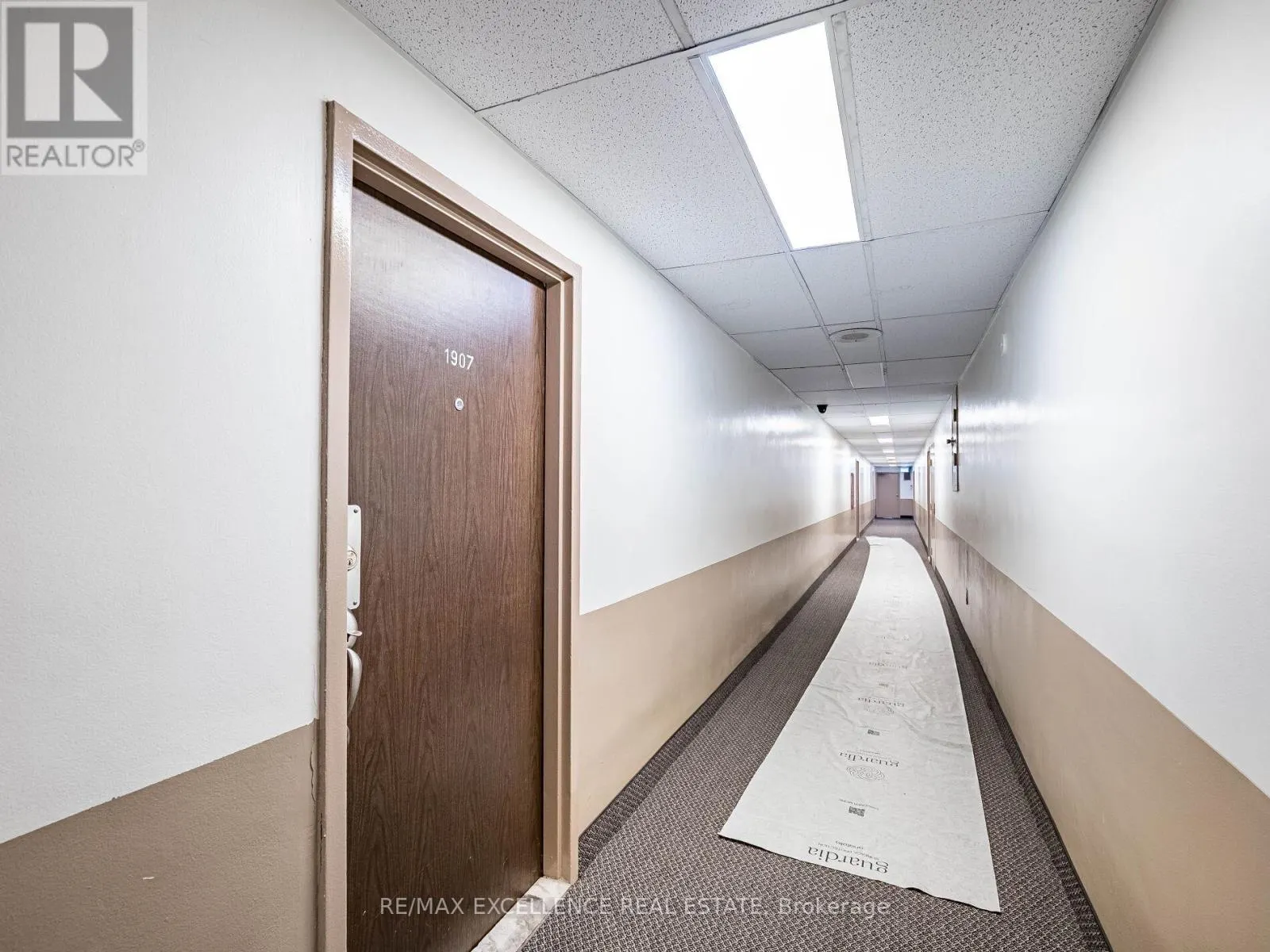 1907 - 2645 KIPLING AVENUE