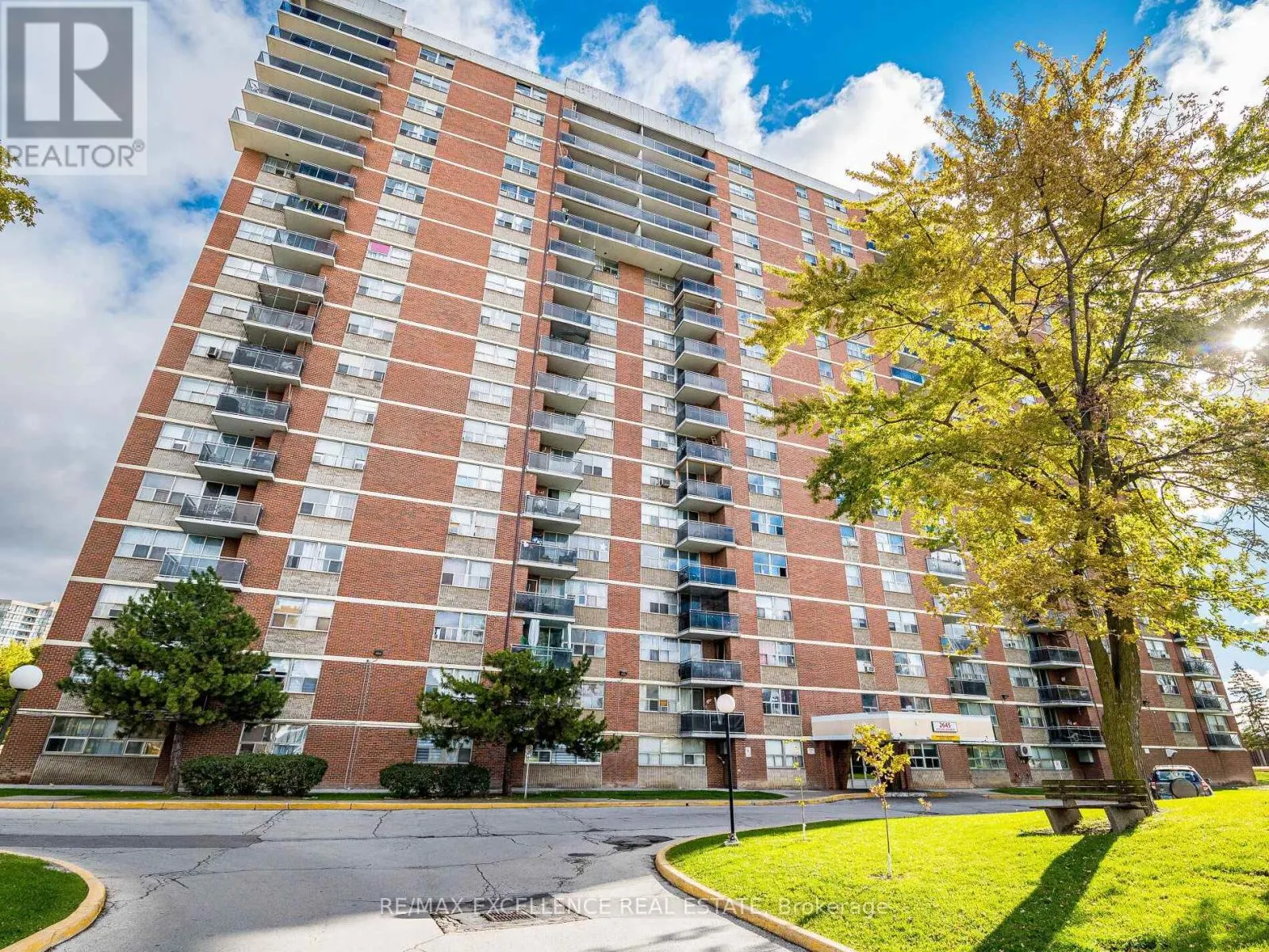 1907 - 2645 KIPLING AVENUE