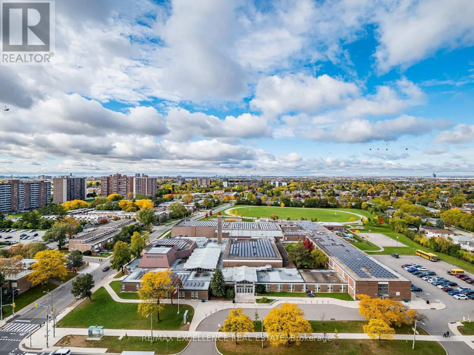 1907 - 2645 KIPLING AVENUE