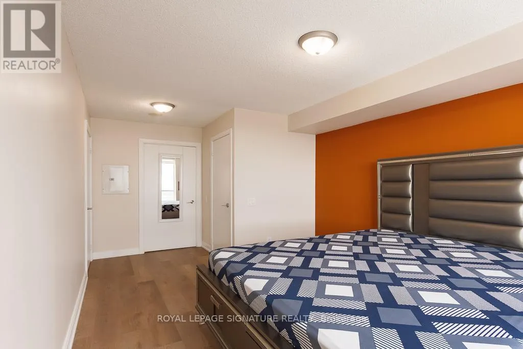 1753 - 25 VIKING LANE