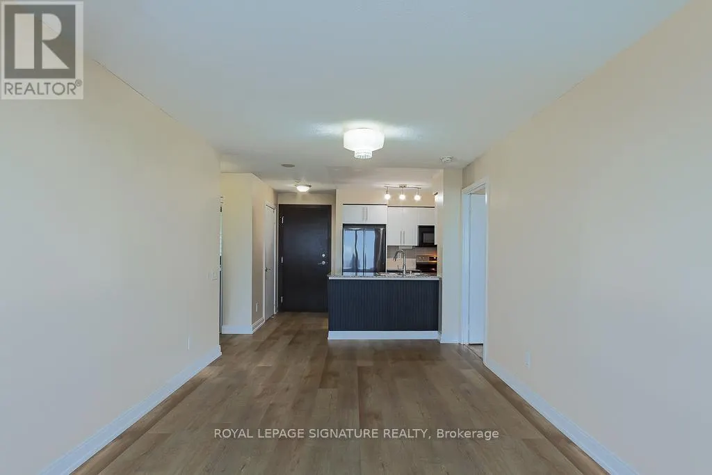 1753 - 25 VIKING LANE