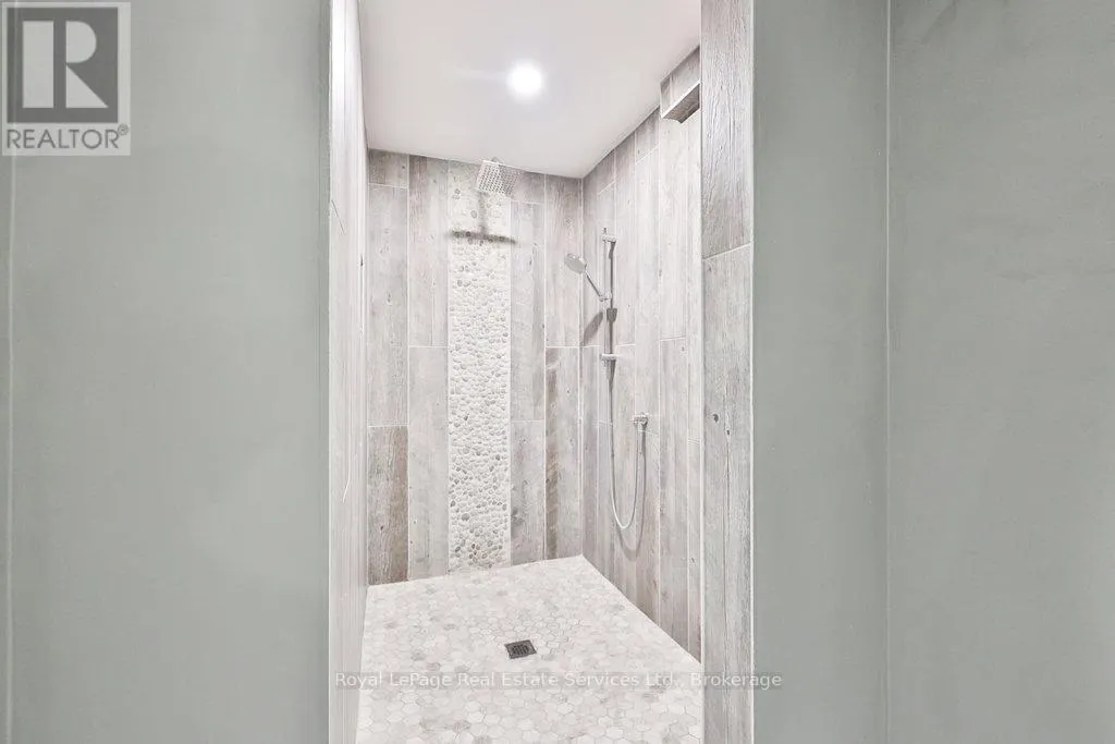 1189 RUSHBROOKE DRIVE