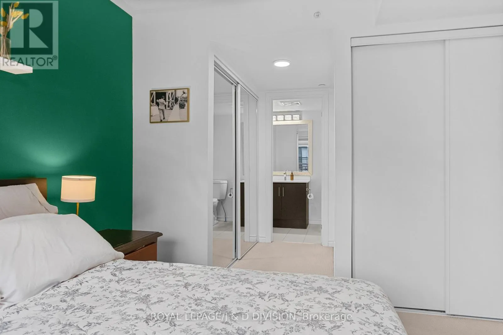 TH4 - 120 LONG BRANCH AVENUE