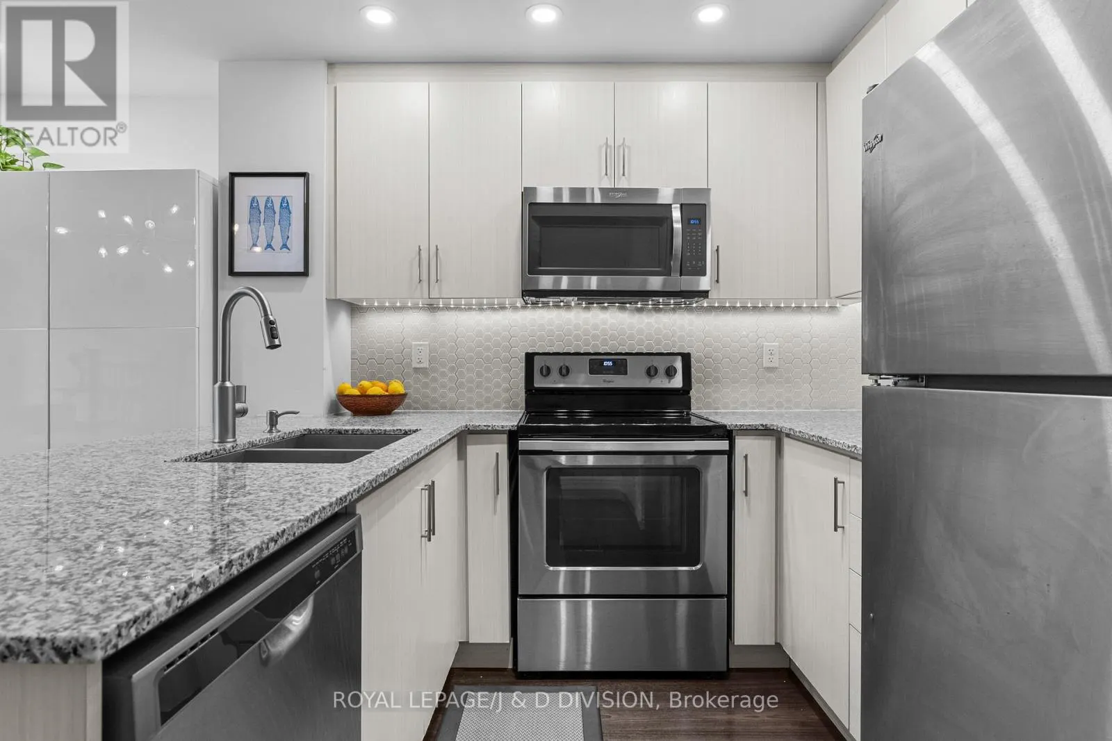 TH4 - 120 LONG BRANCH AVENUE