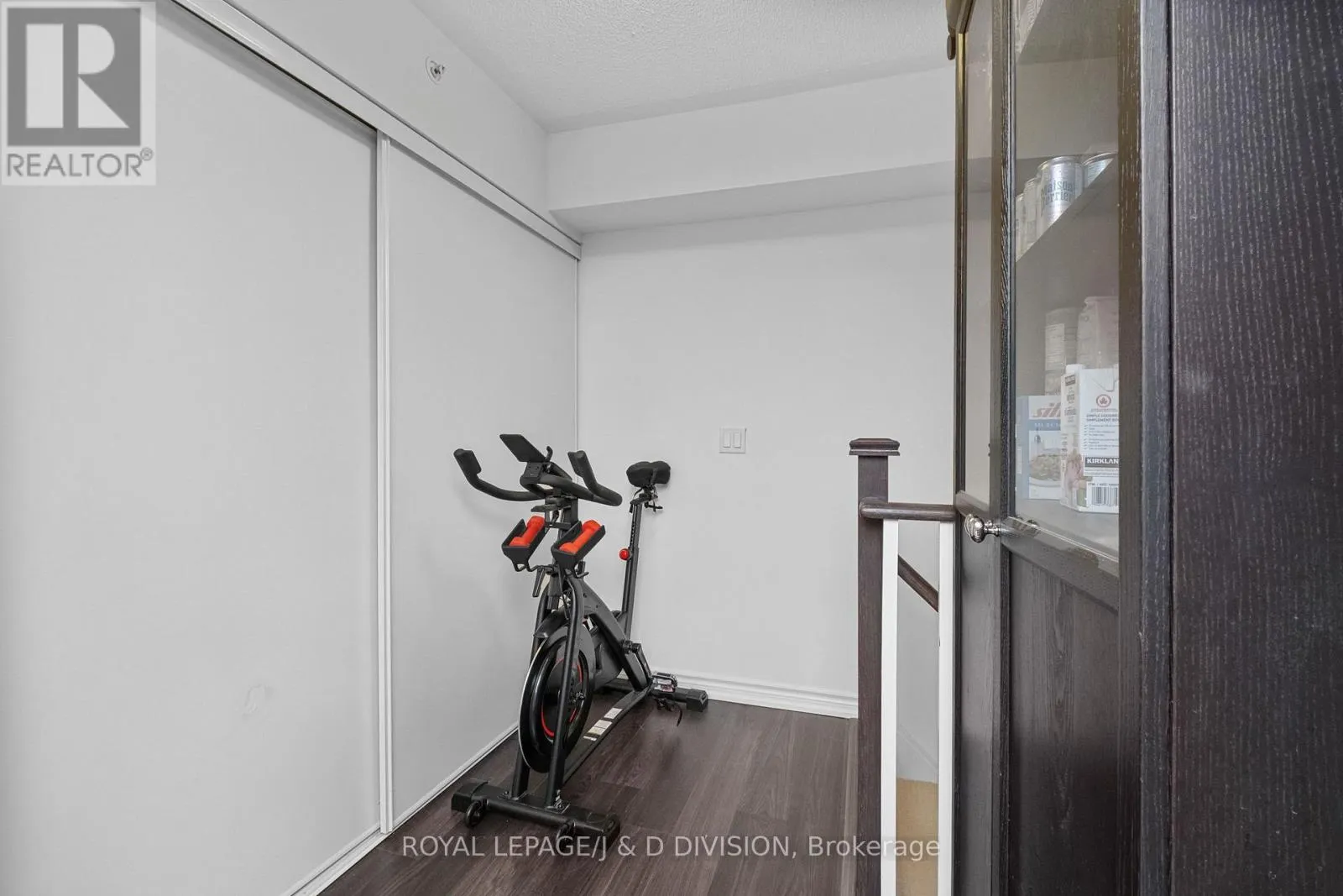 TH4 - 120 LONG BRANCH AVENUE