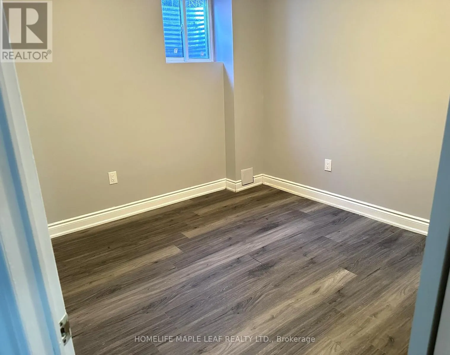 BASEMENT - 72 FOUR SEASONS CIRCLE