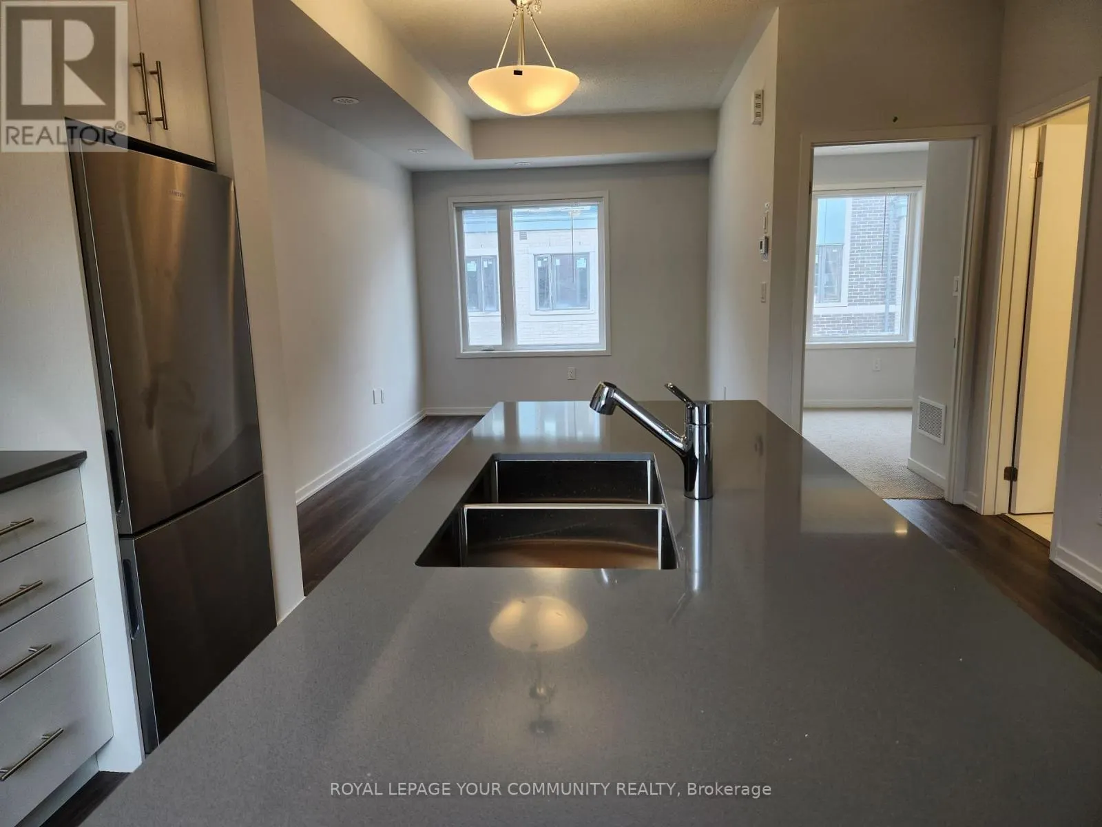 75 - 10 WILLIAM JACKSON WAY W